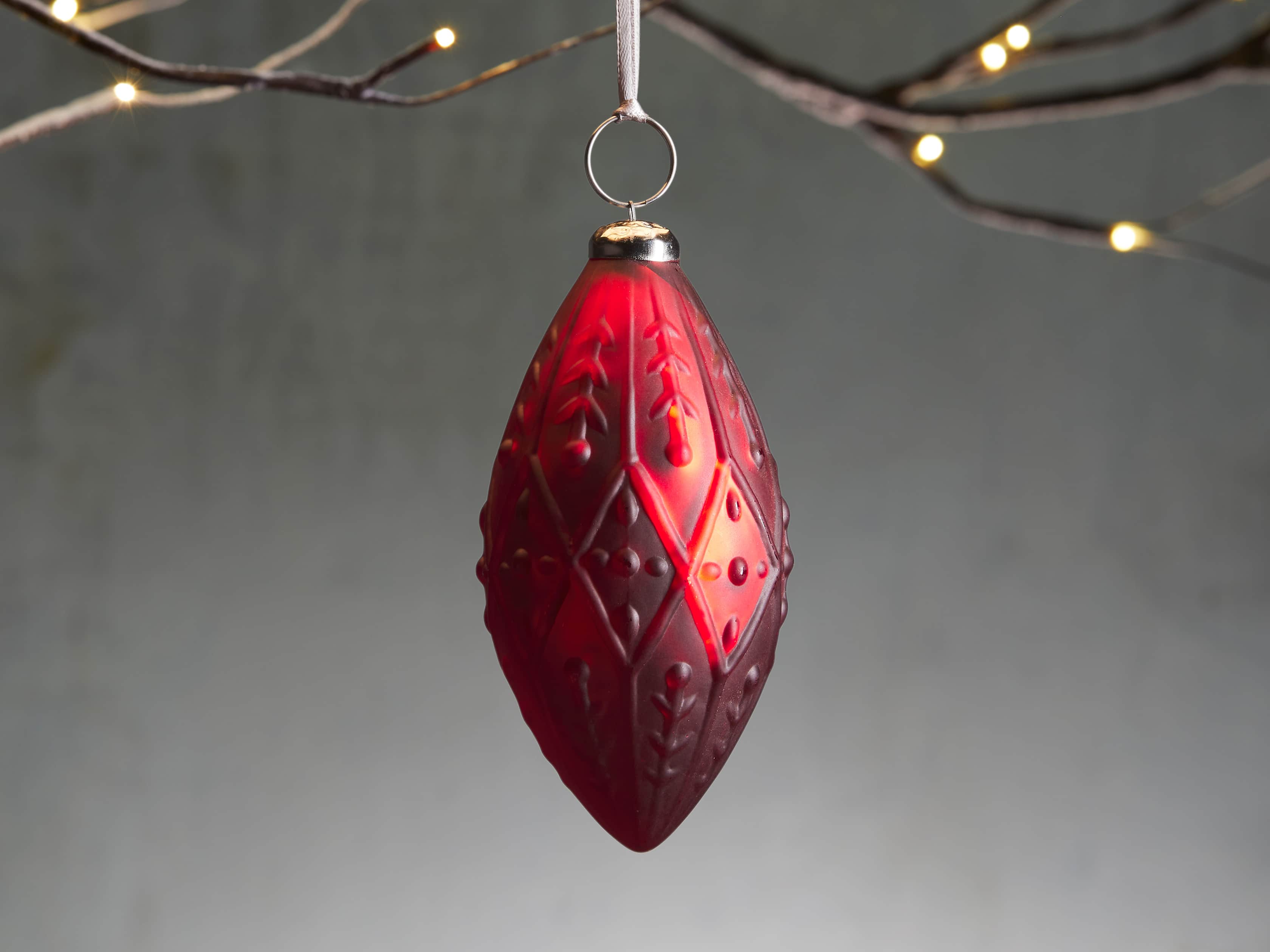 Ditsy Floral Ornament in Red (Set of 4), slide 1 of 3