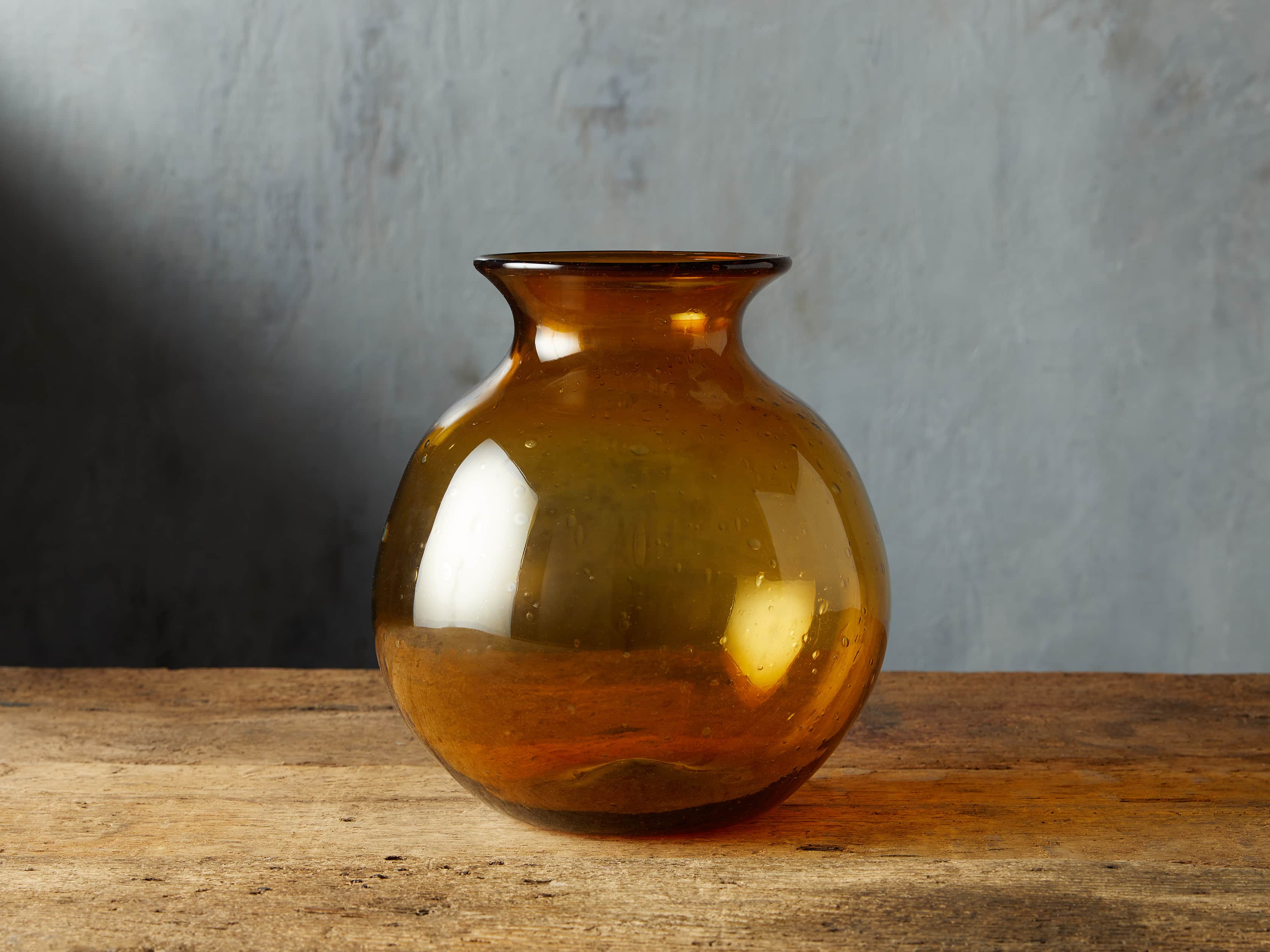Colima Round Vase, slide 1 of 5