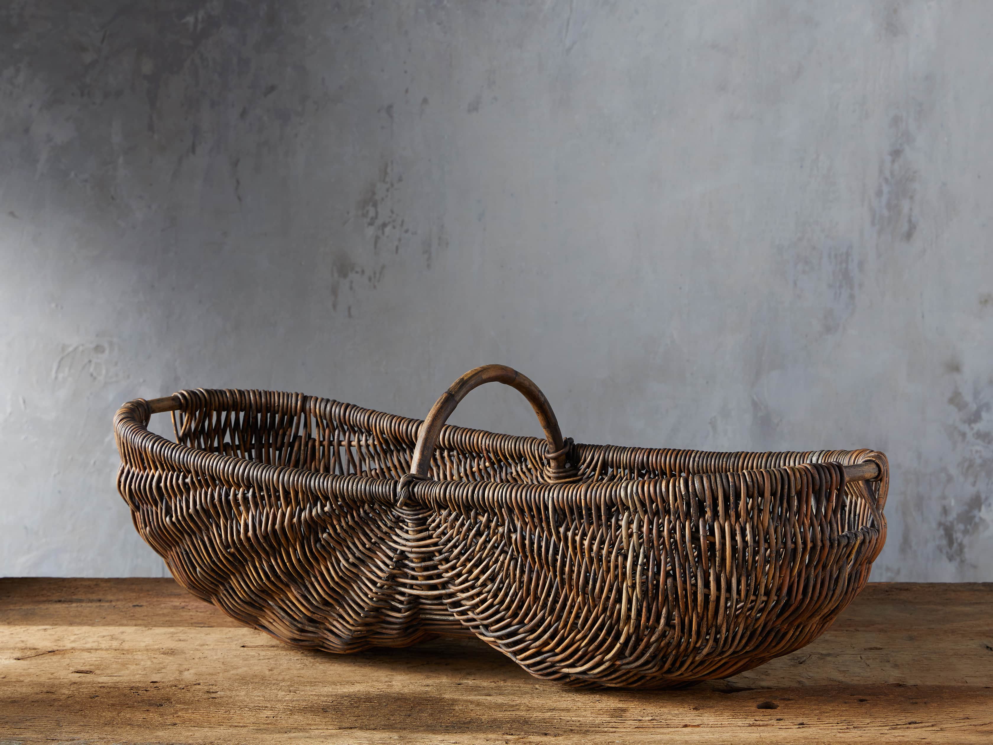 Vintage Basket with Handle – Arhaus