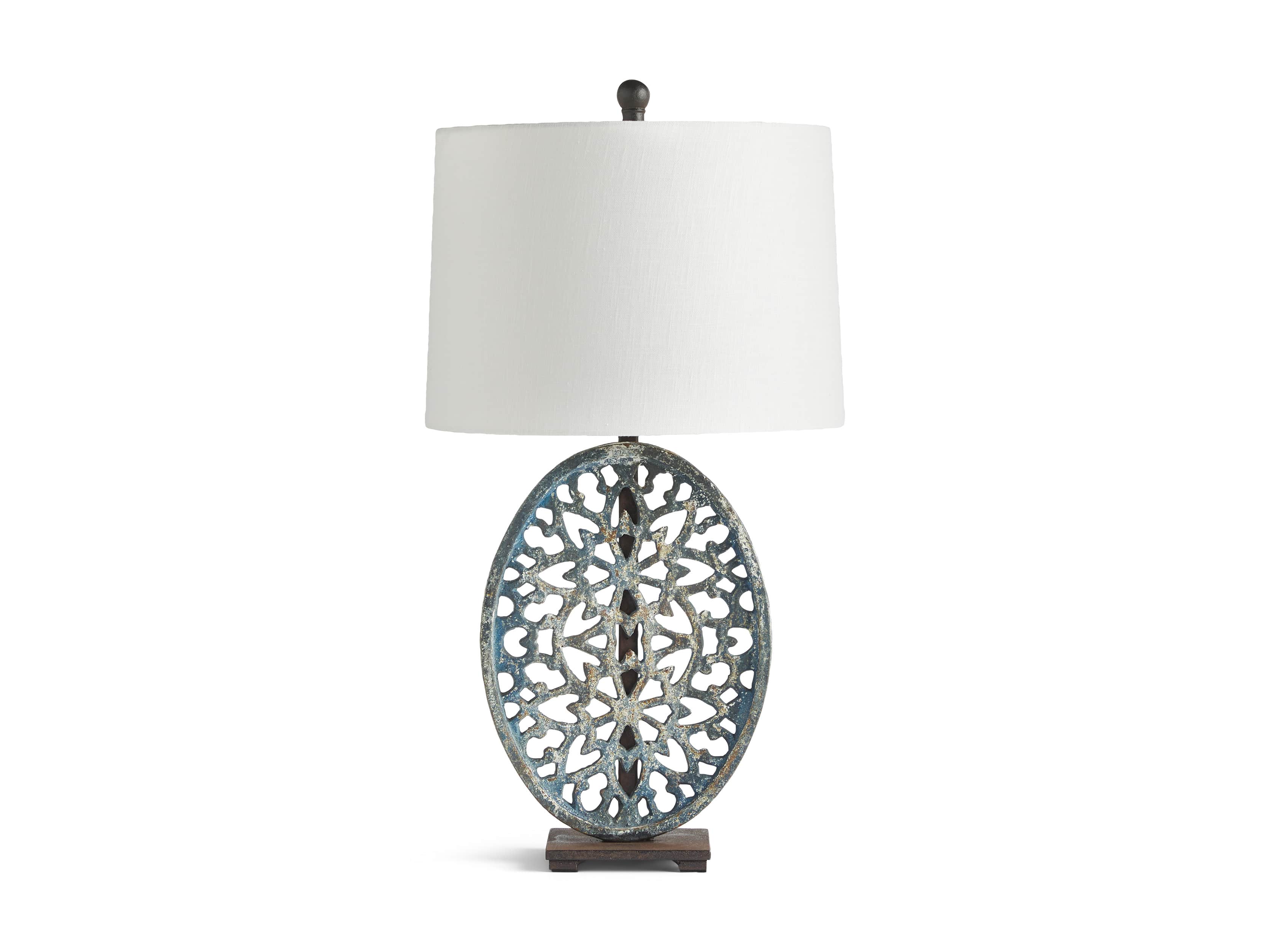 Filigree Table Lamp, slide 4 of 4