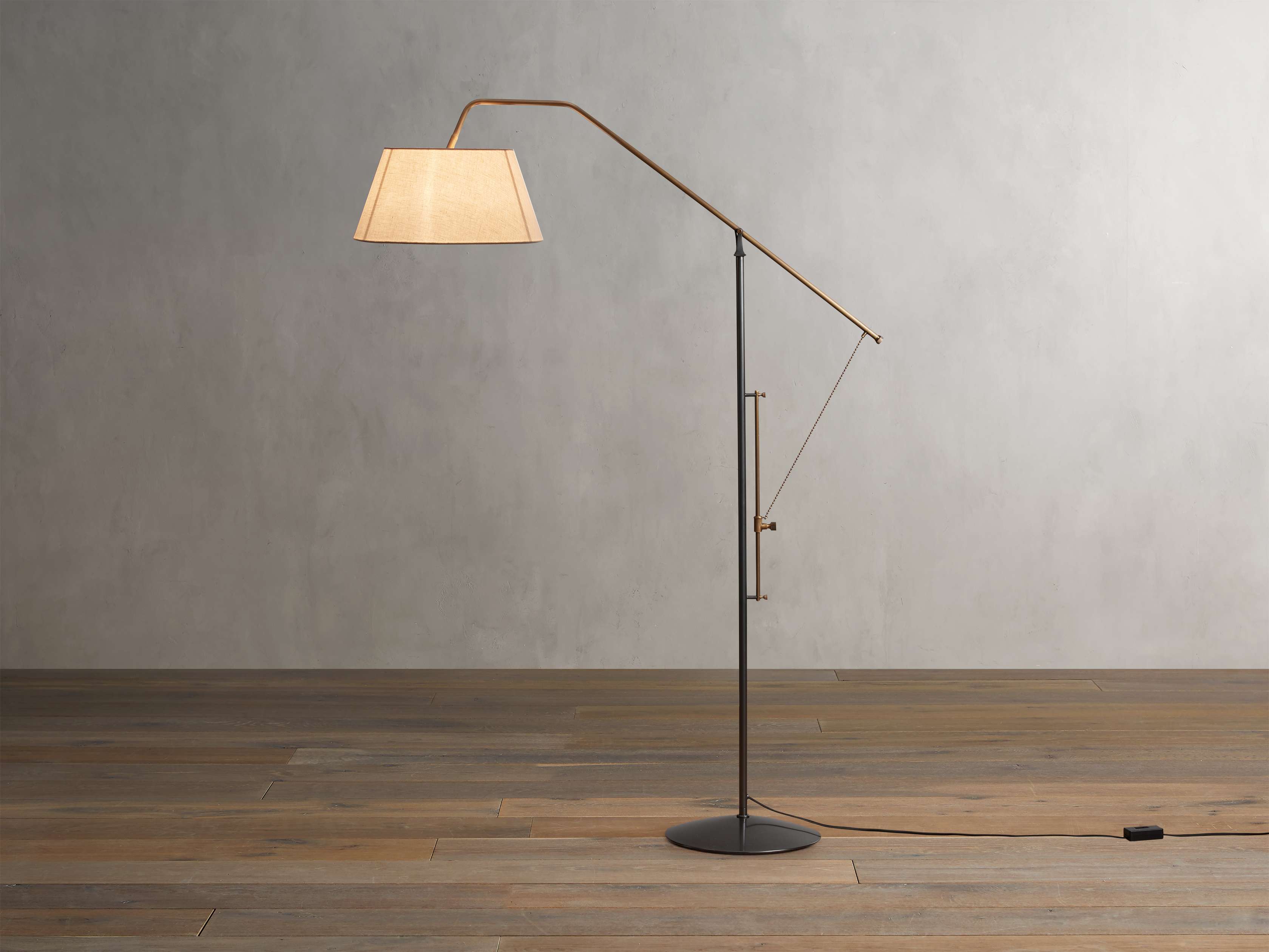 Brightech Medusa 74 in. Antique Brass Modern 5-Light Height