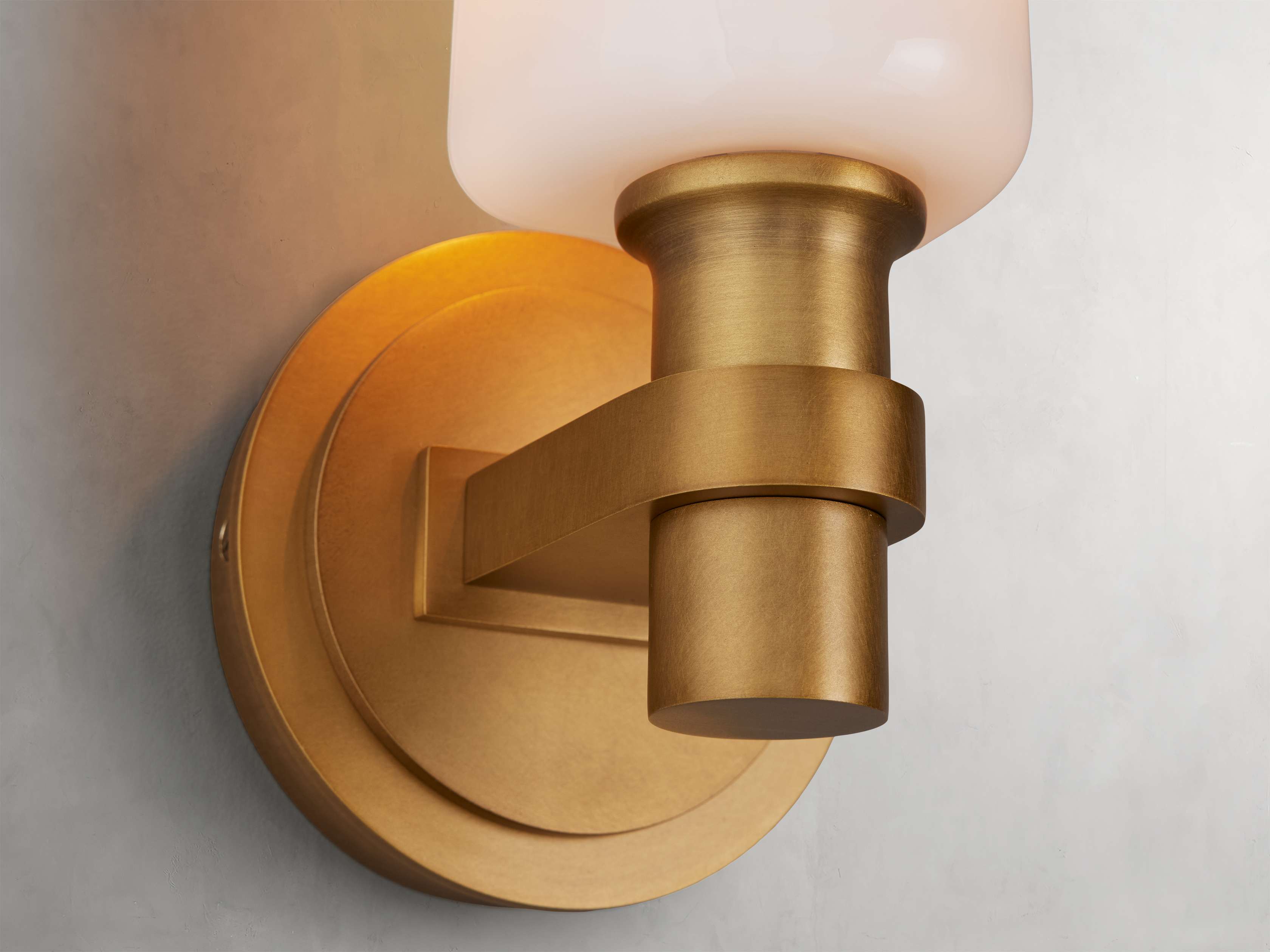 Zayd Sconce – Arhaus