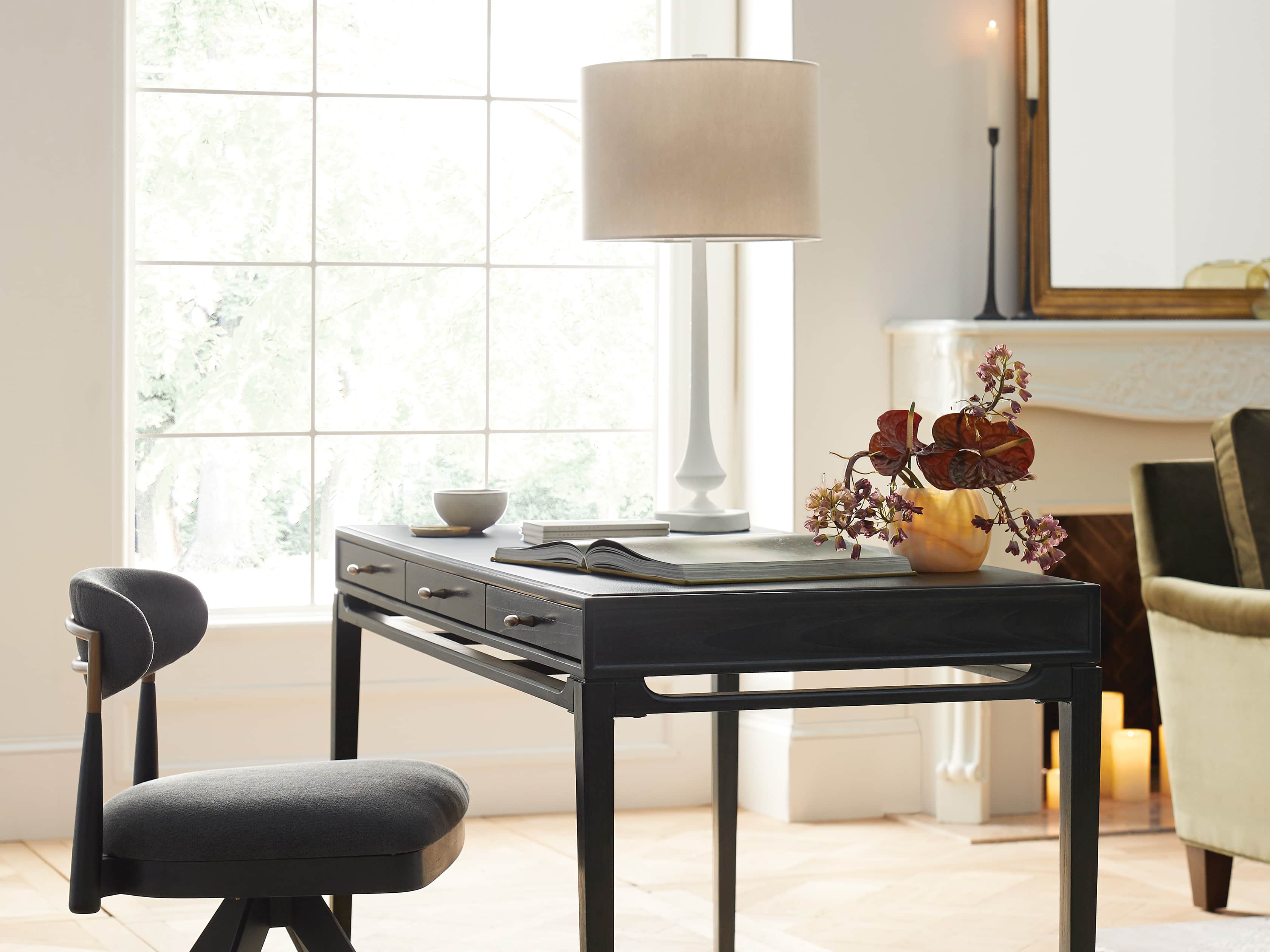 Sutherlin Gesso Table Lamp, slide 6 of 8