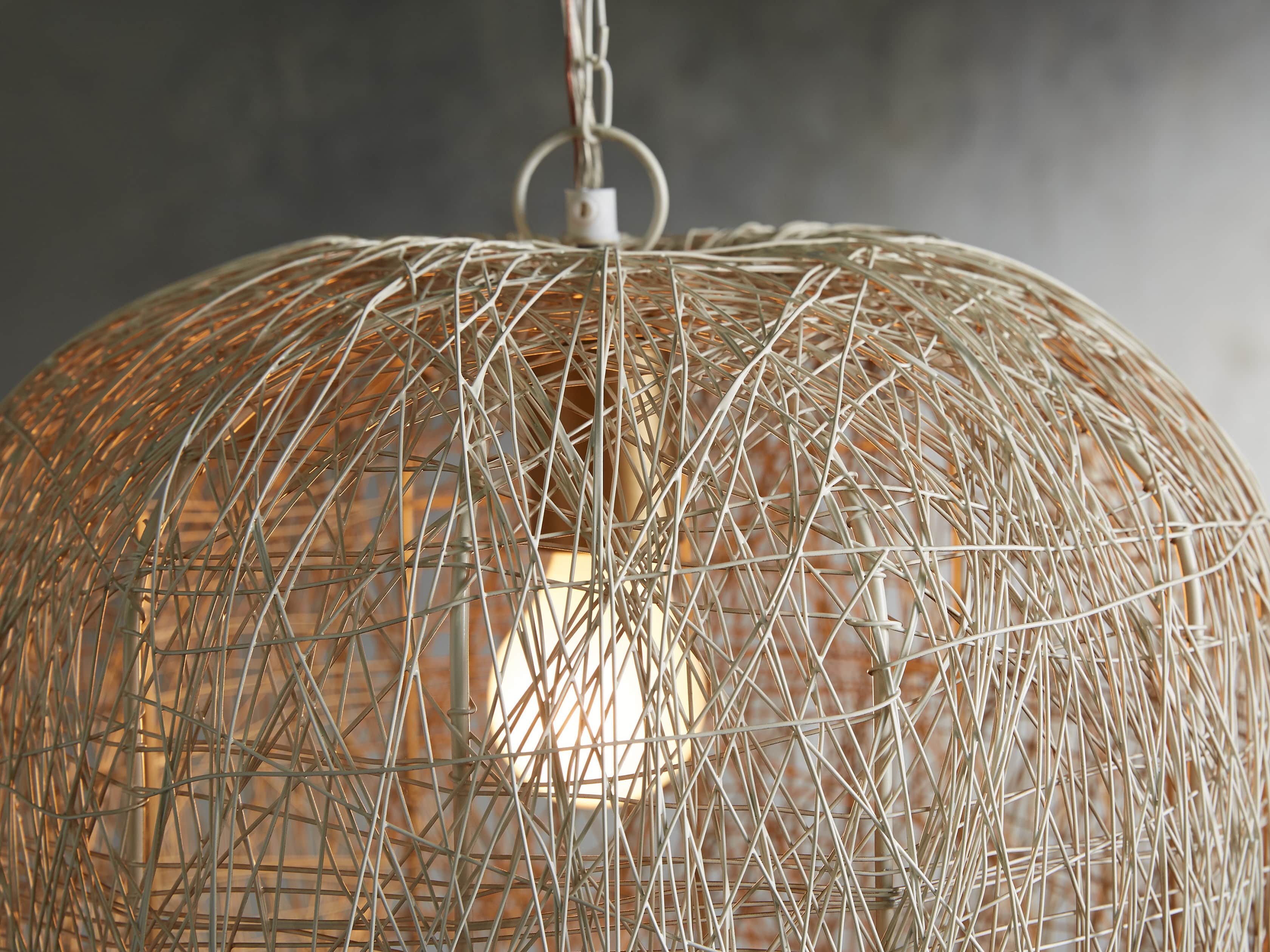 Nest Round Pendant