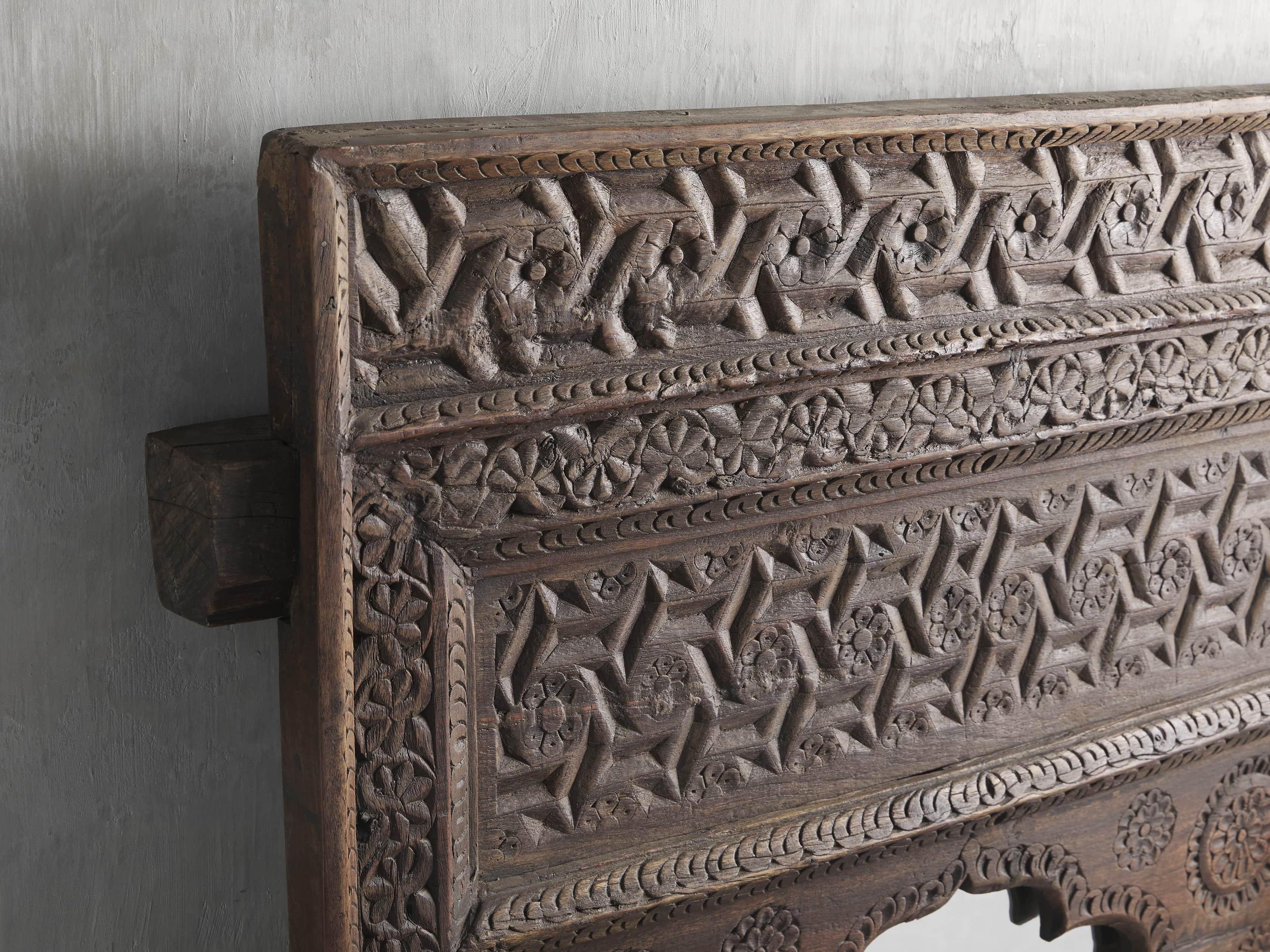 NAIMA 68" CARVED FLOOR MIRROR, slide 2 of 3