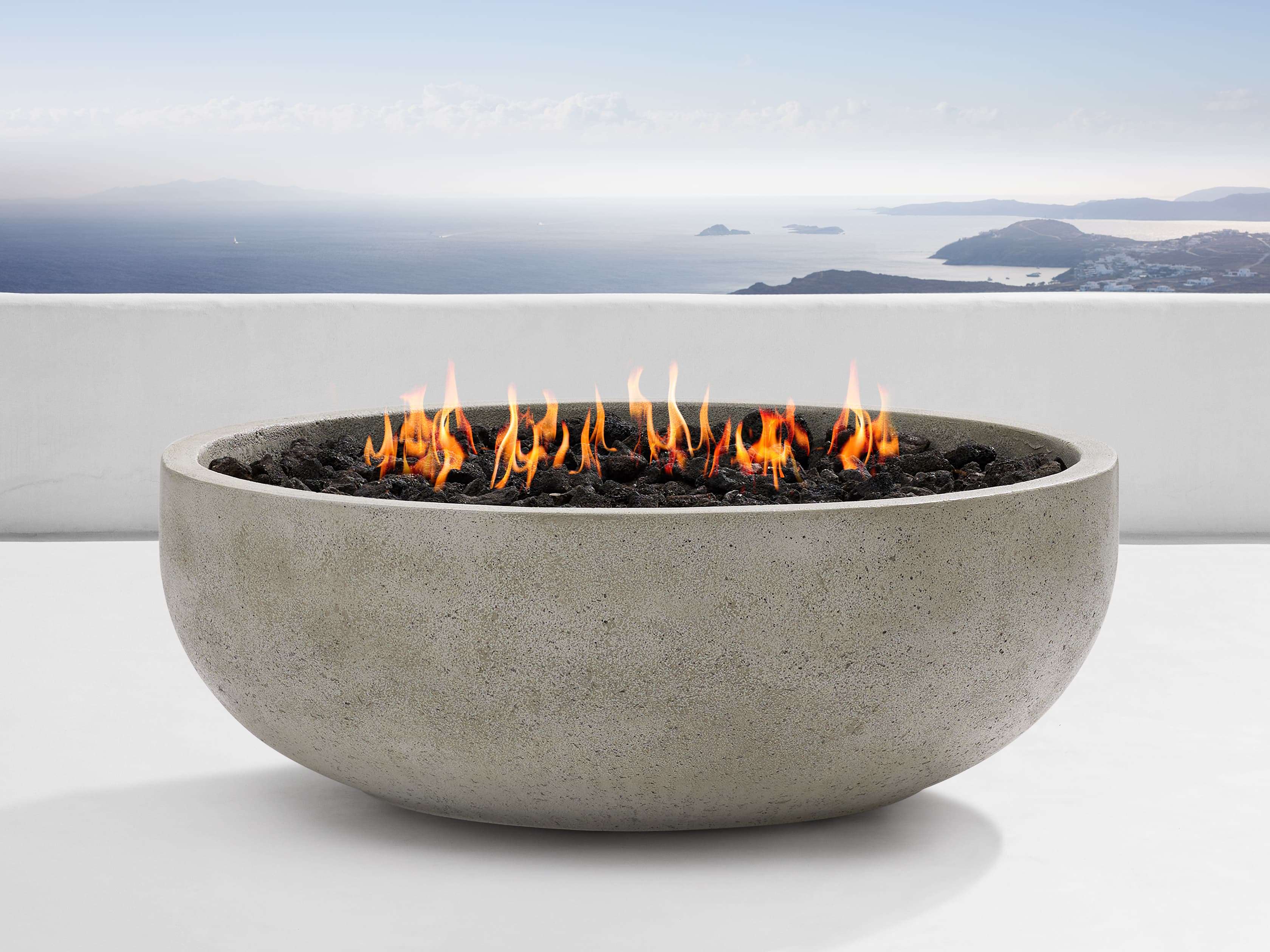 Carson Round Natural GAS Fire Pit in Fog Stone Gray | Arhaus