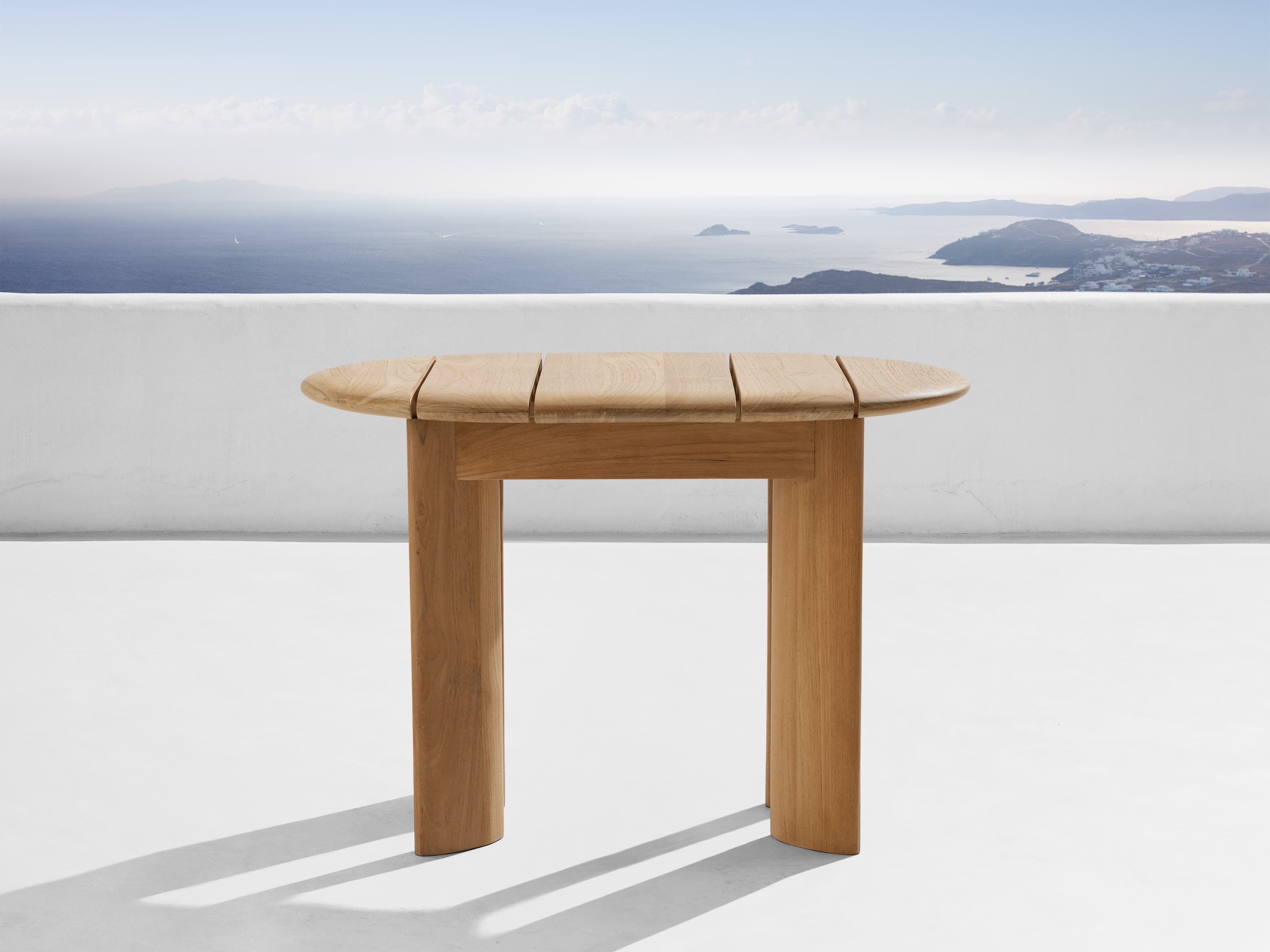 Newport Outdoor End Table – Arhaus