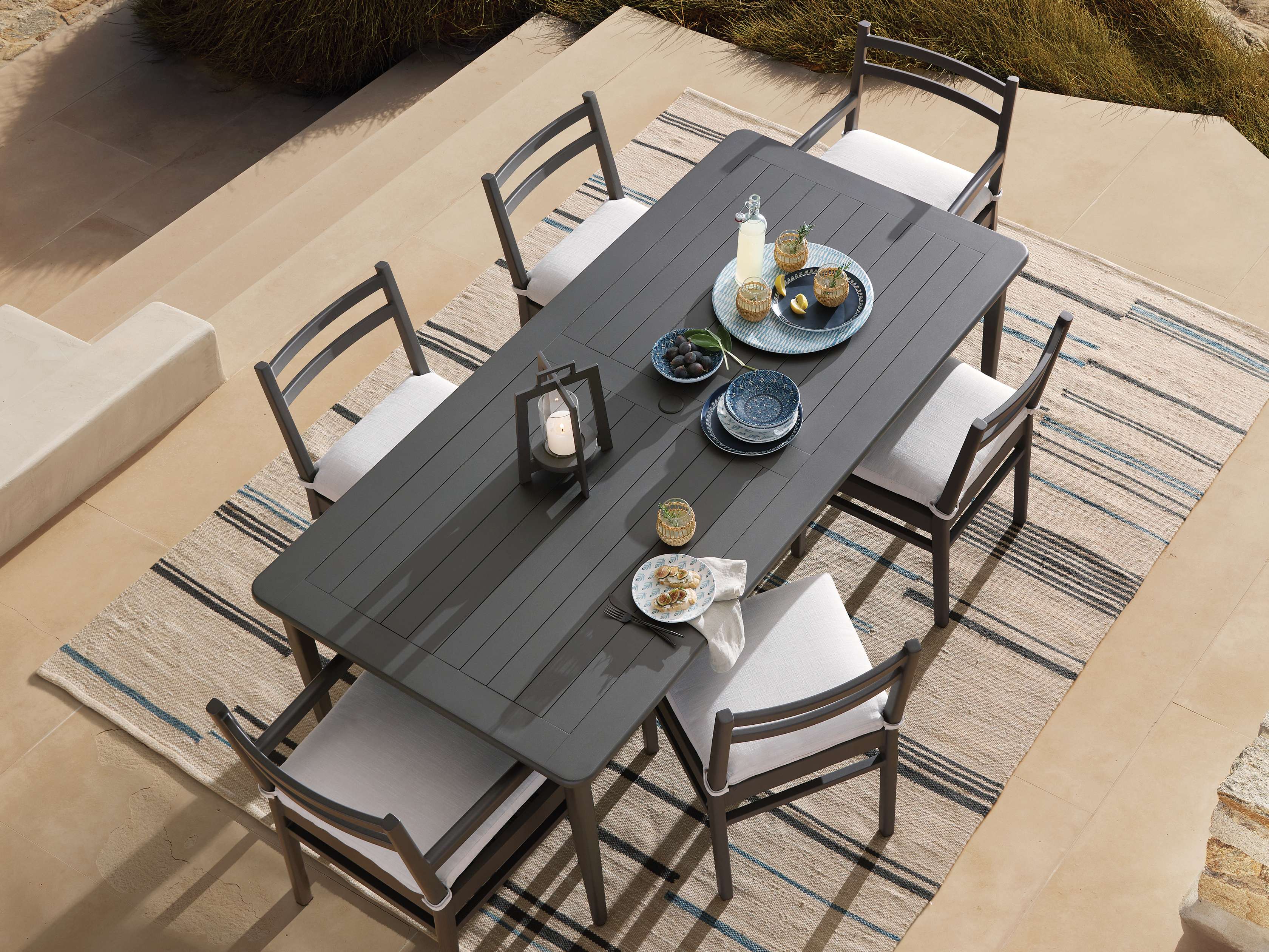 Aluminum outdoor 2025 dining table