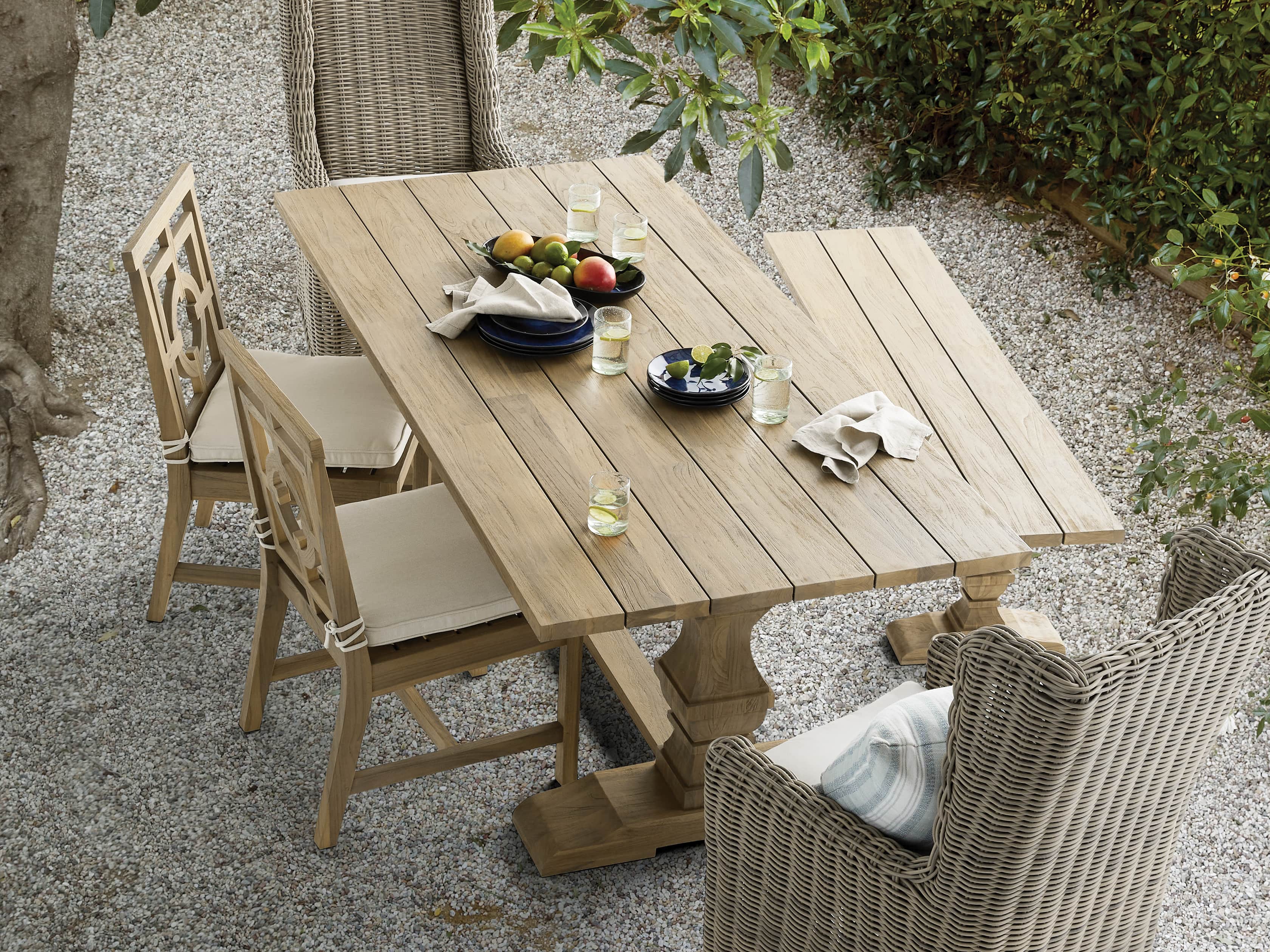Hamptons Outdoor Dining Table