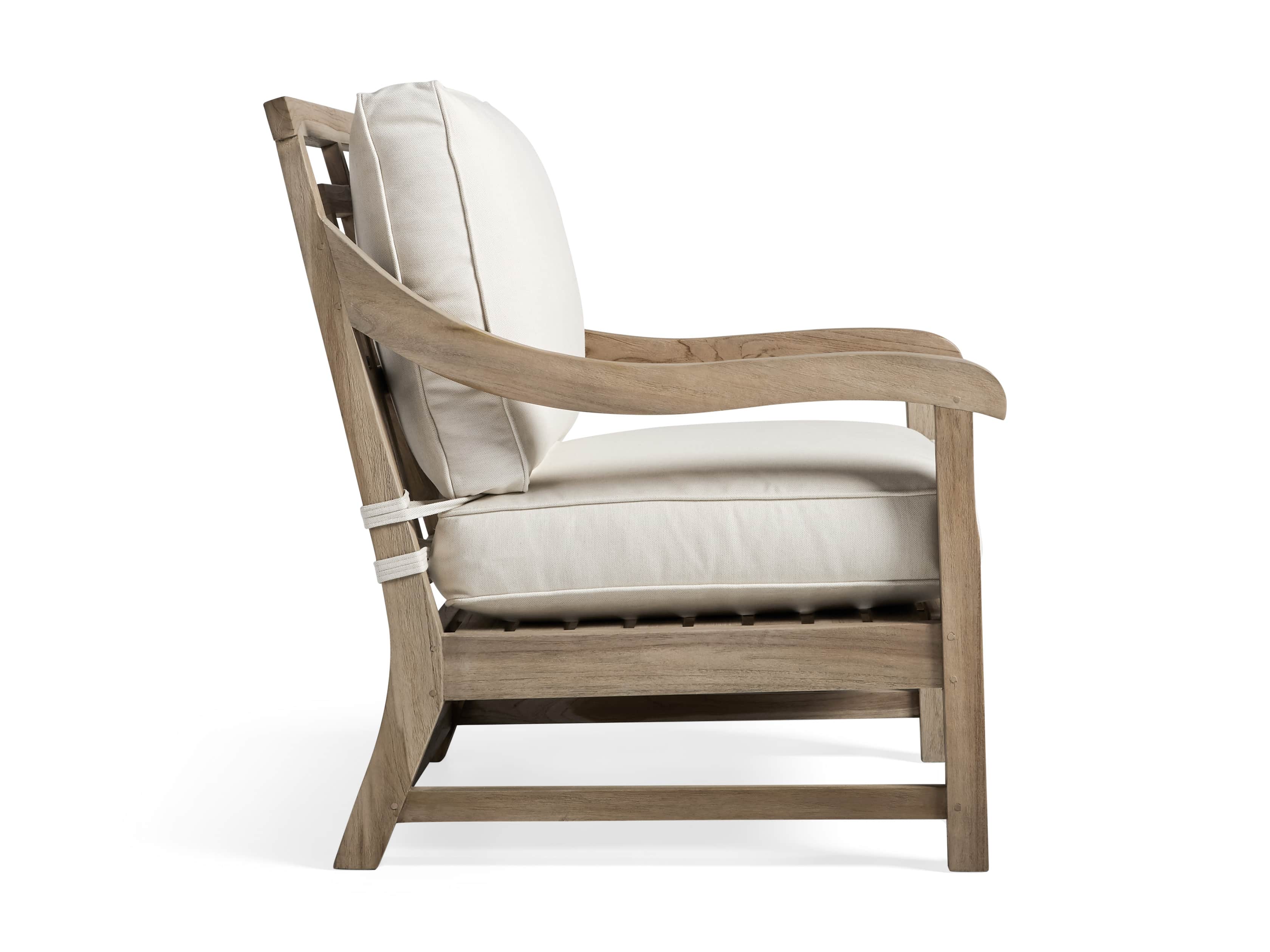 Hamptons Outdoor 32" Lounge Chair
