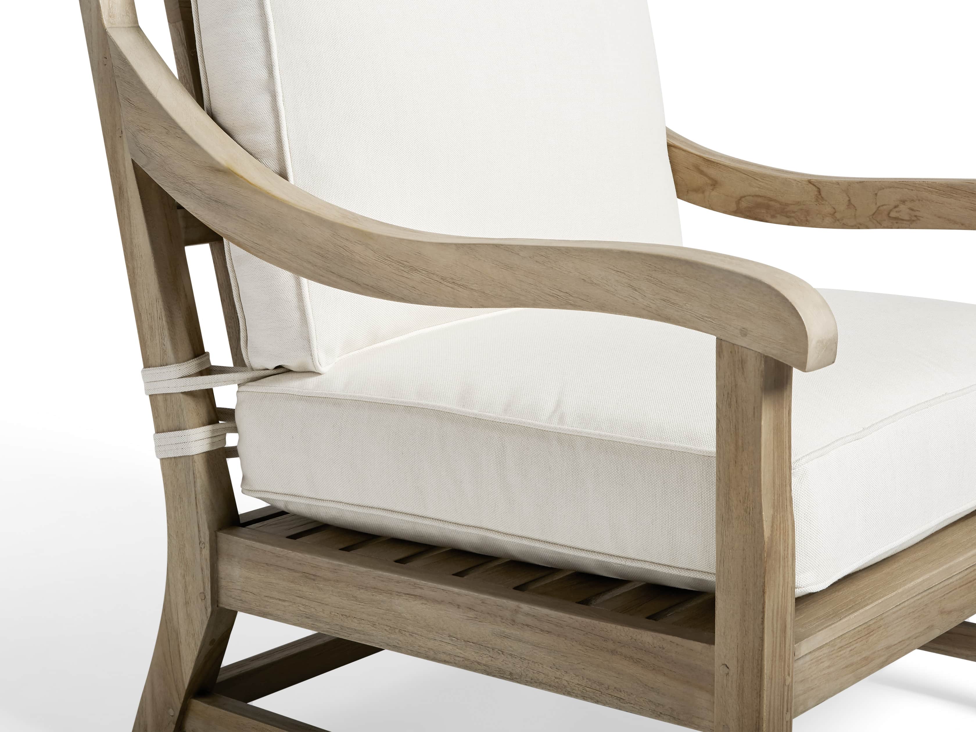 Hamptons Outdoor 32" Lounge Chair