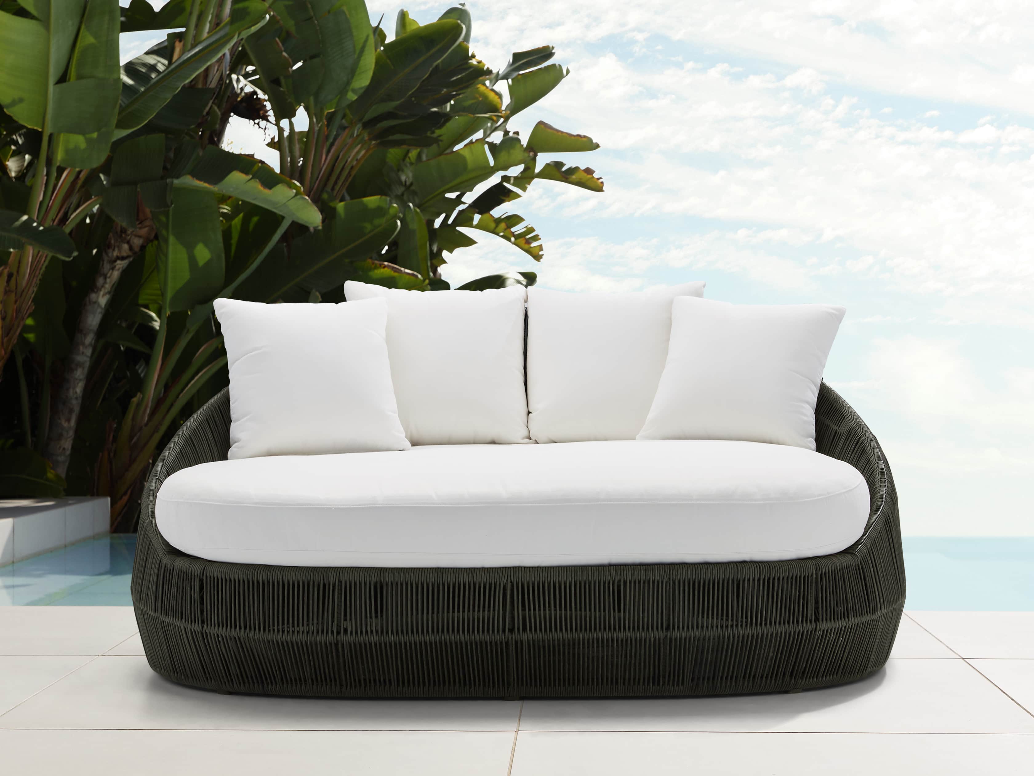 Malawi Outdoor Daybed