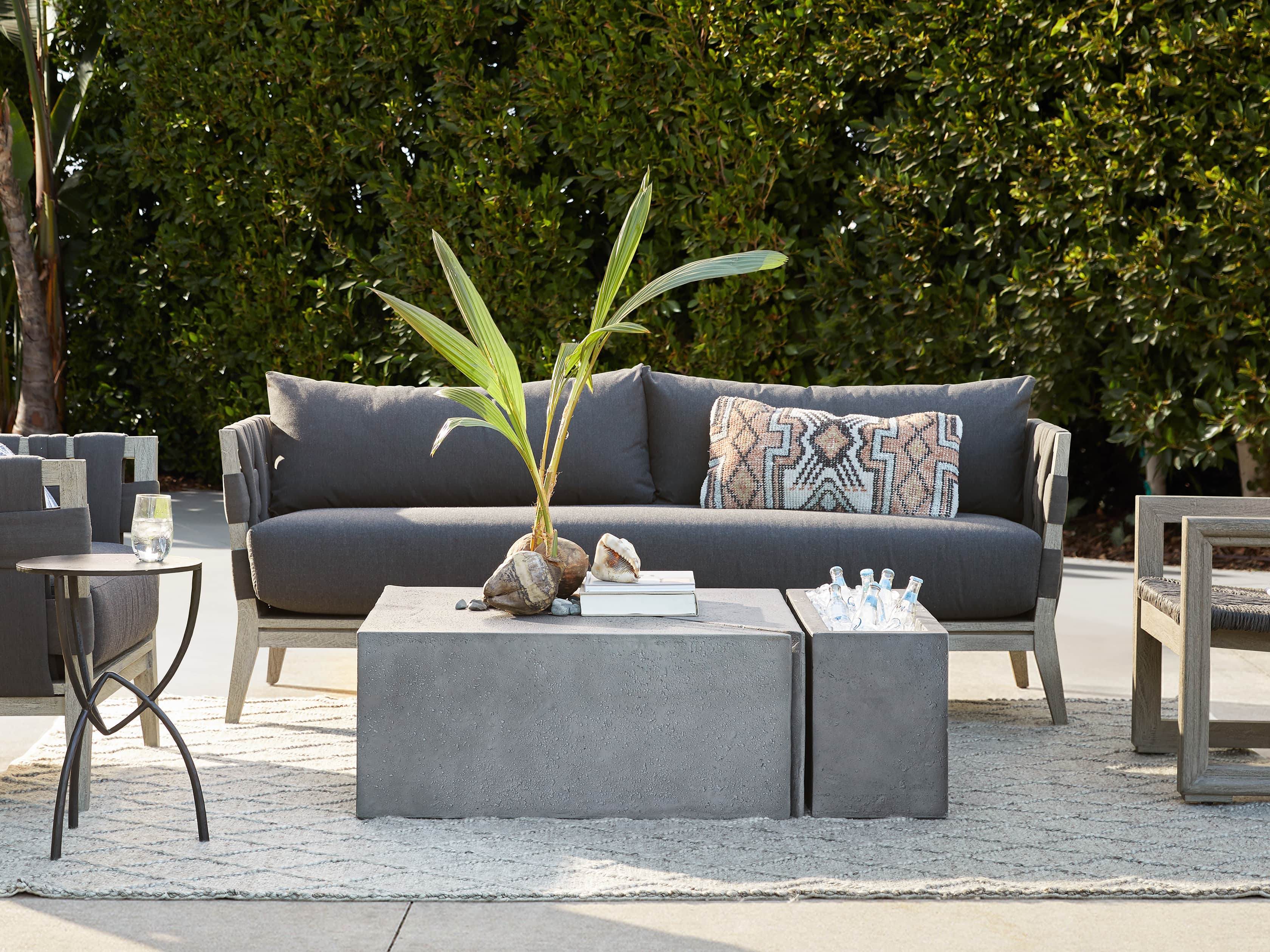 Malang Outdoor 84" Sofa