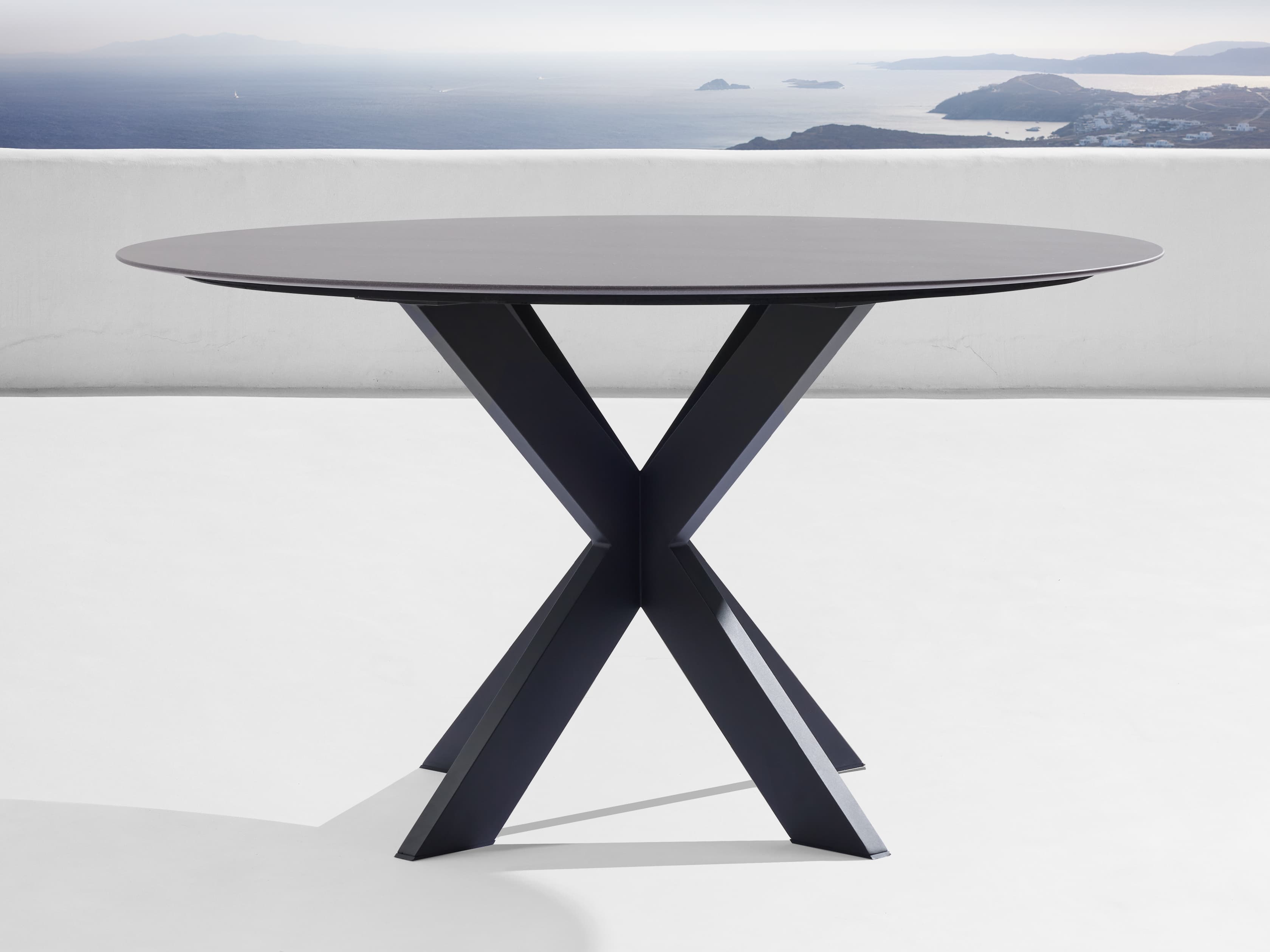 apex round dining table