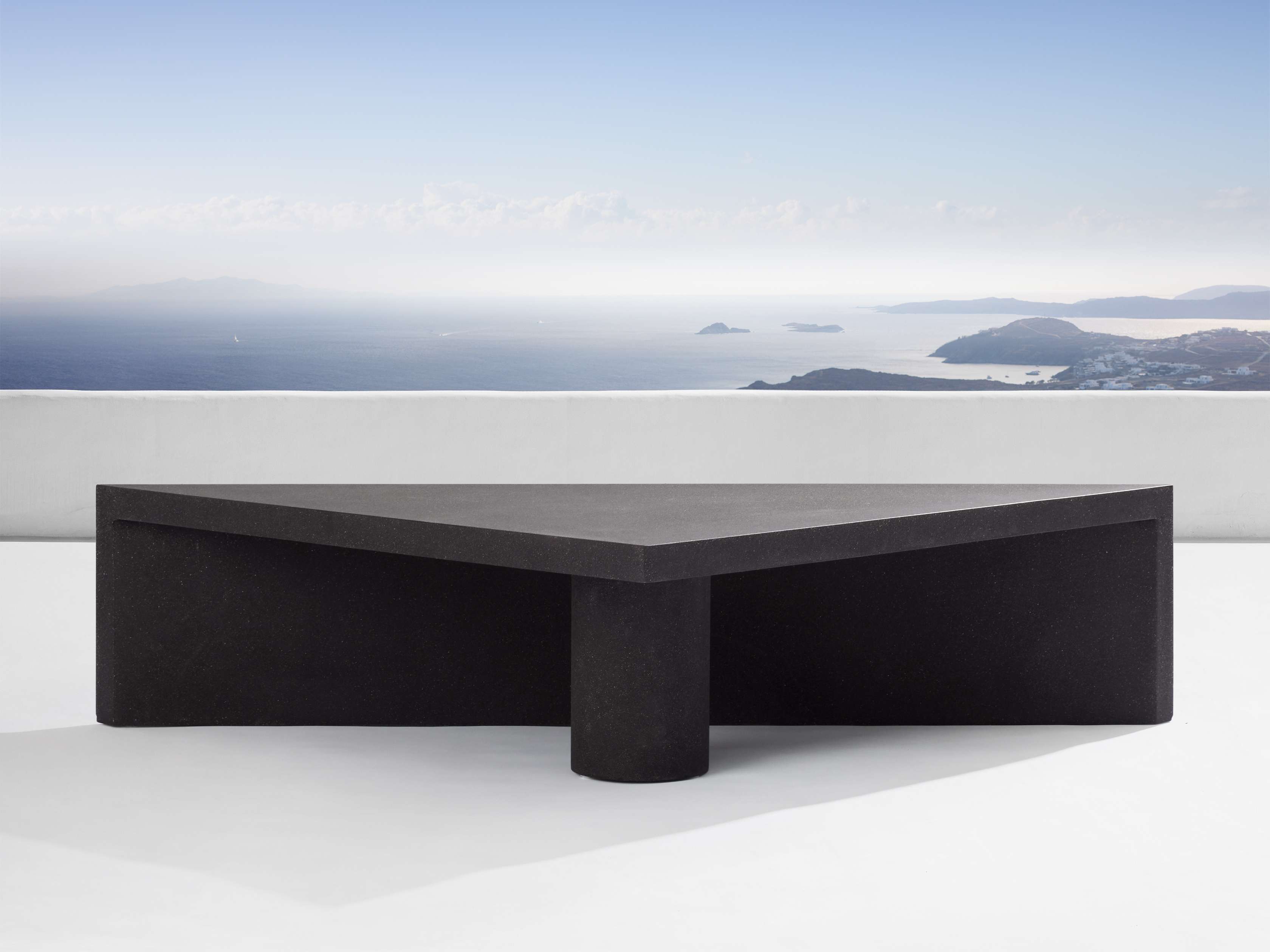 Moffitt Outdoor Large Nesting Coffee Table