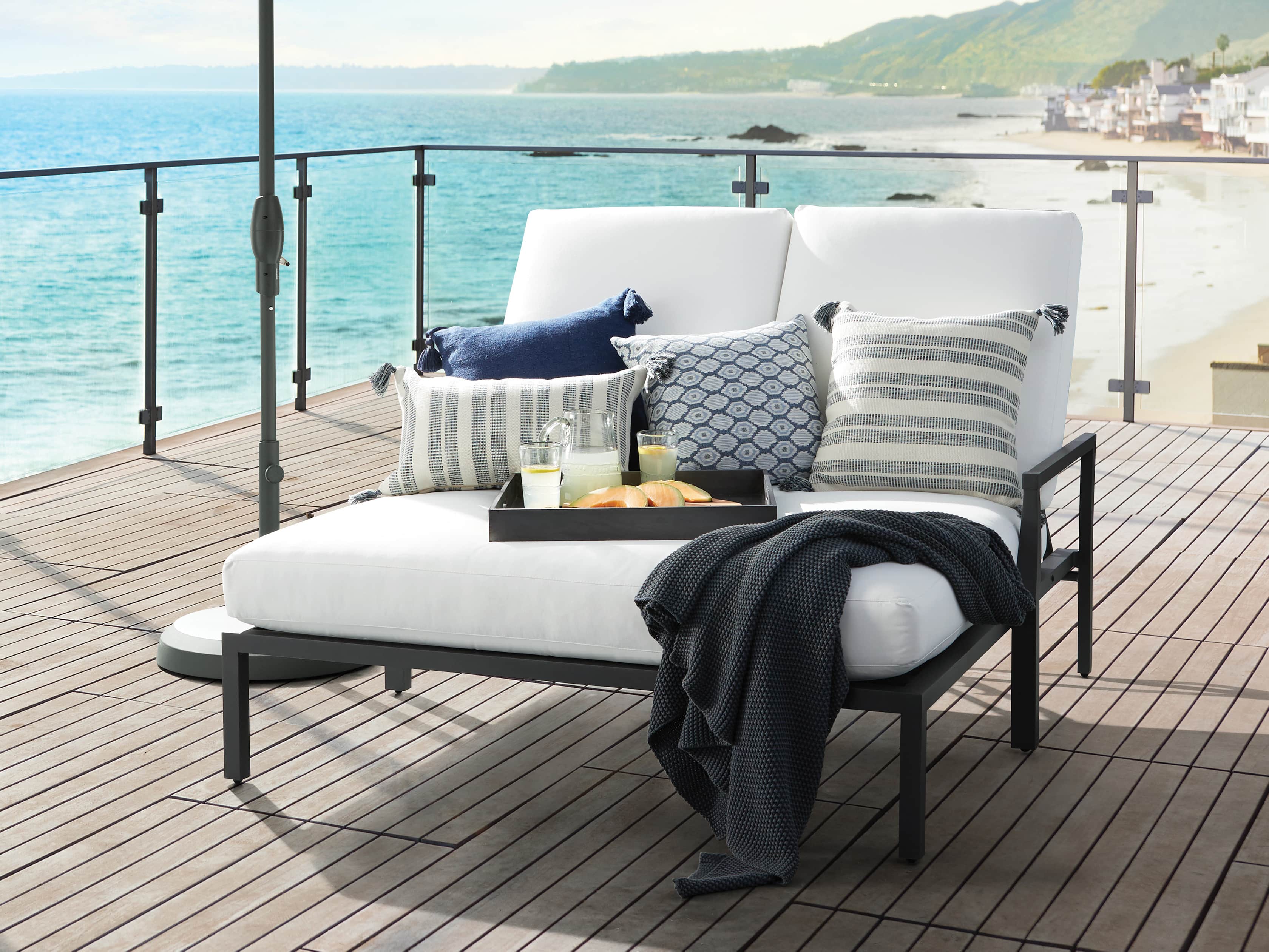 Montego Outdoor Double Chaise Arhaus