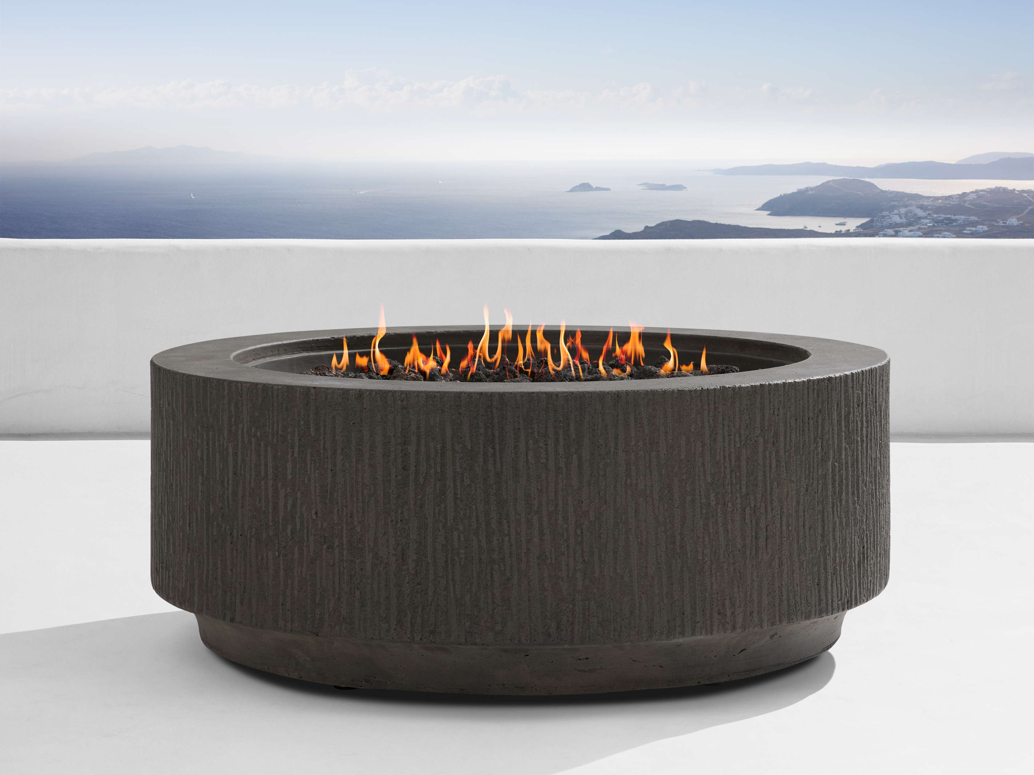 Carson Round Natural GAS Fire Pit in Fog Stone Gray | Arhaus