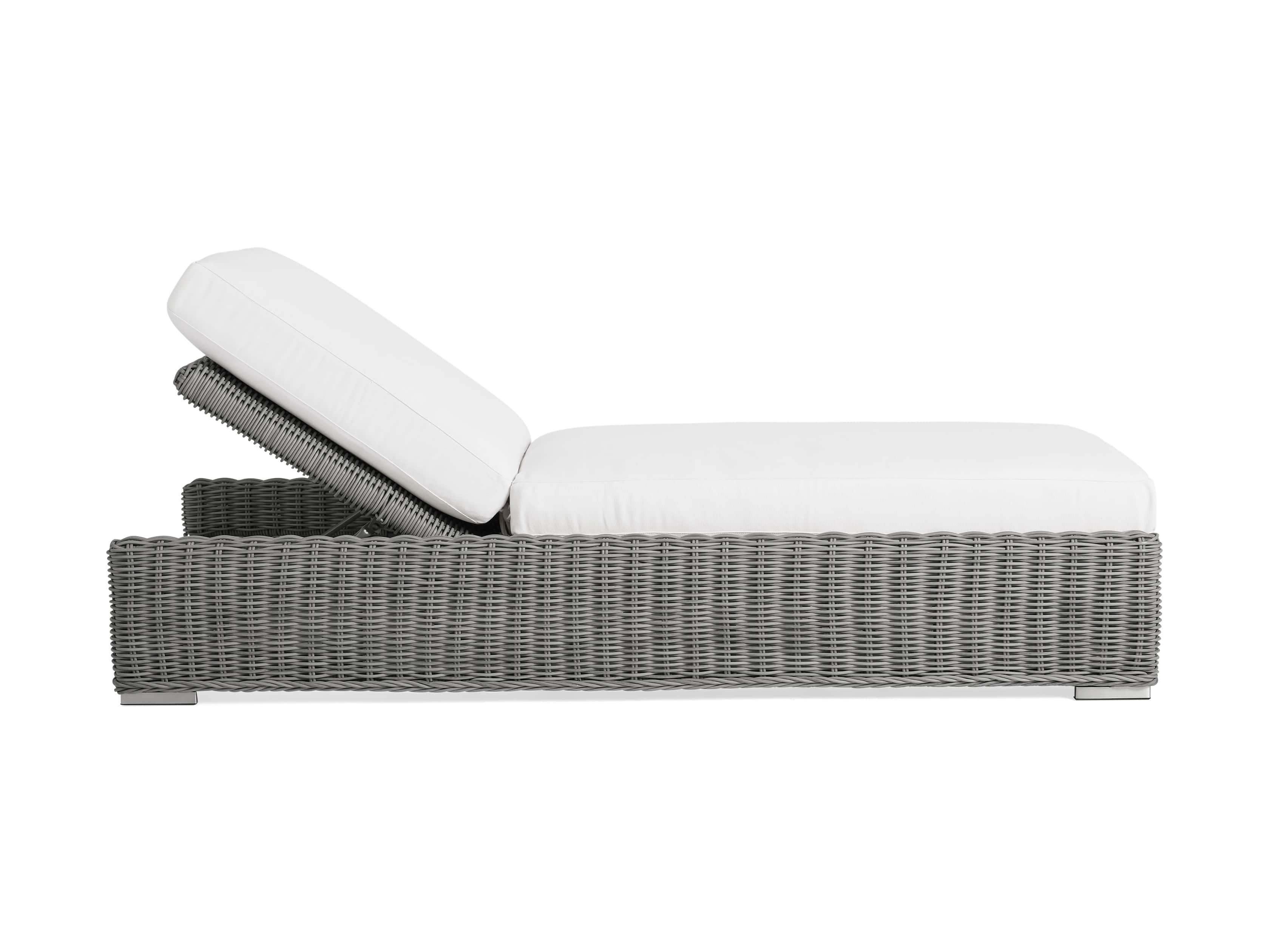 Wyatt Outdoor 31" Chaise in Vista Grey