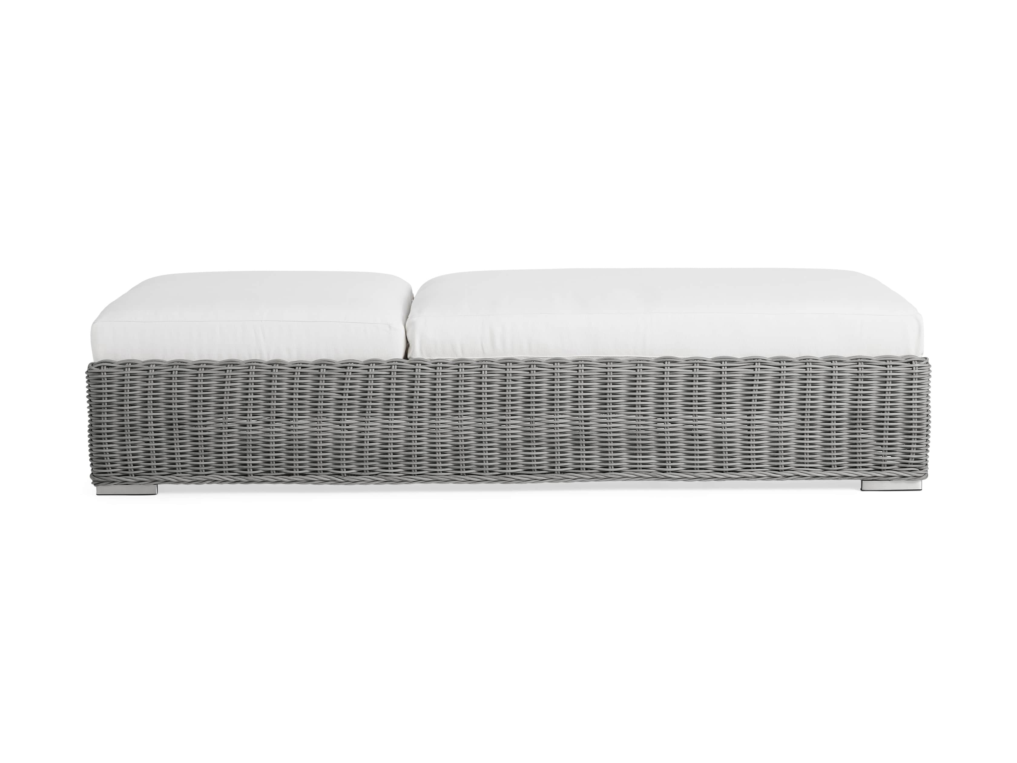 Wyatt Outdoor 31" Chaise in Vista Grey