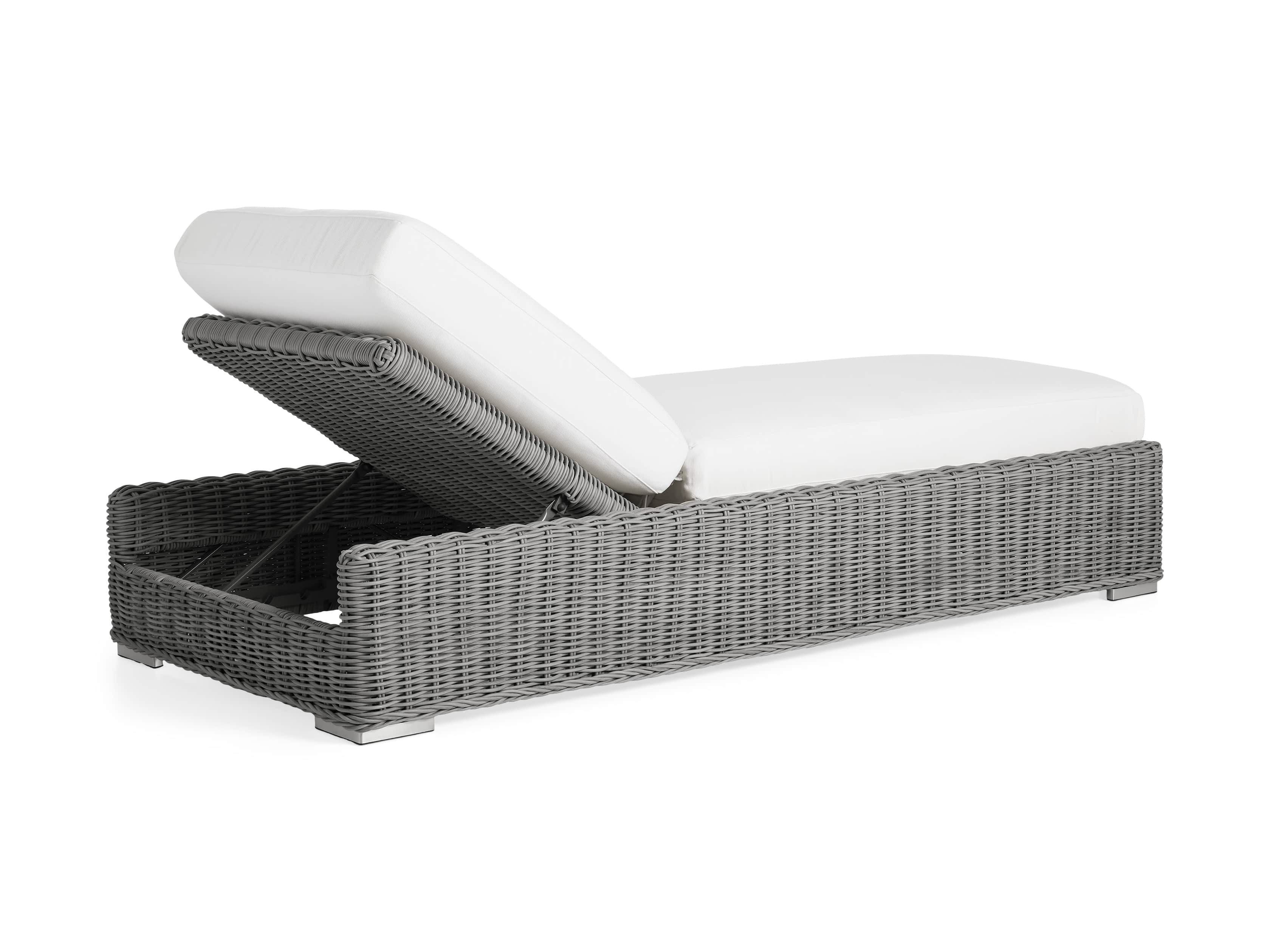 Wyatt Outdoor 31" Chaise in Vista Grey
