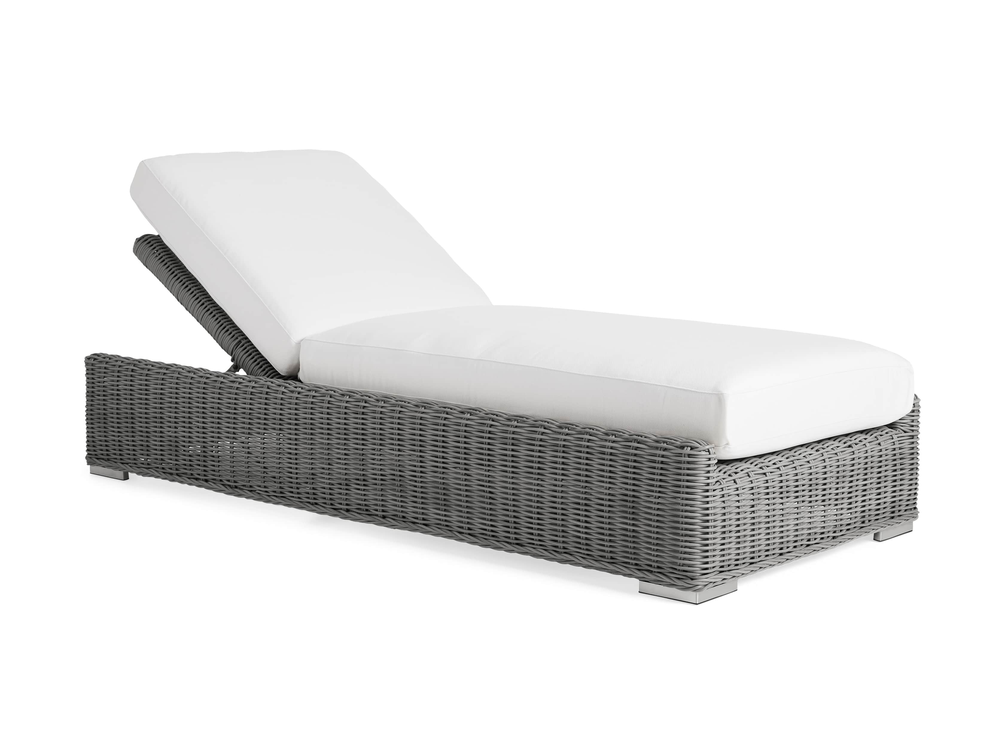 Wyatt Outdoor 31" Chaise in Vista Grey