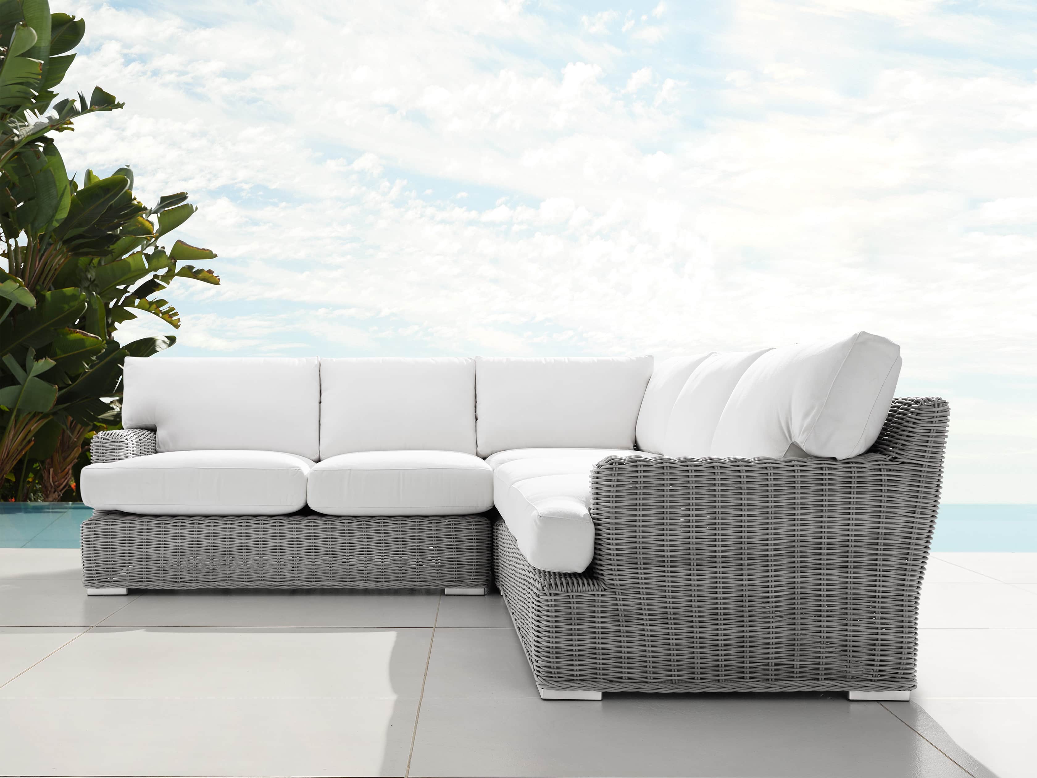 Wyatt Outdoor Three Piece Sectional in Vista Grey
