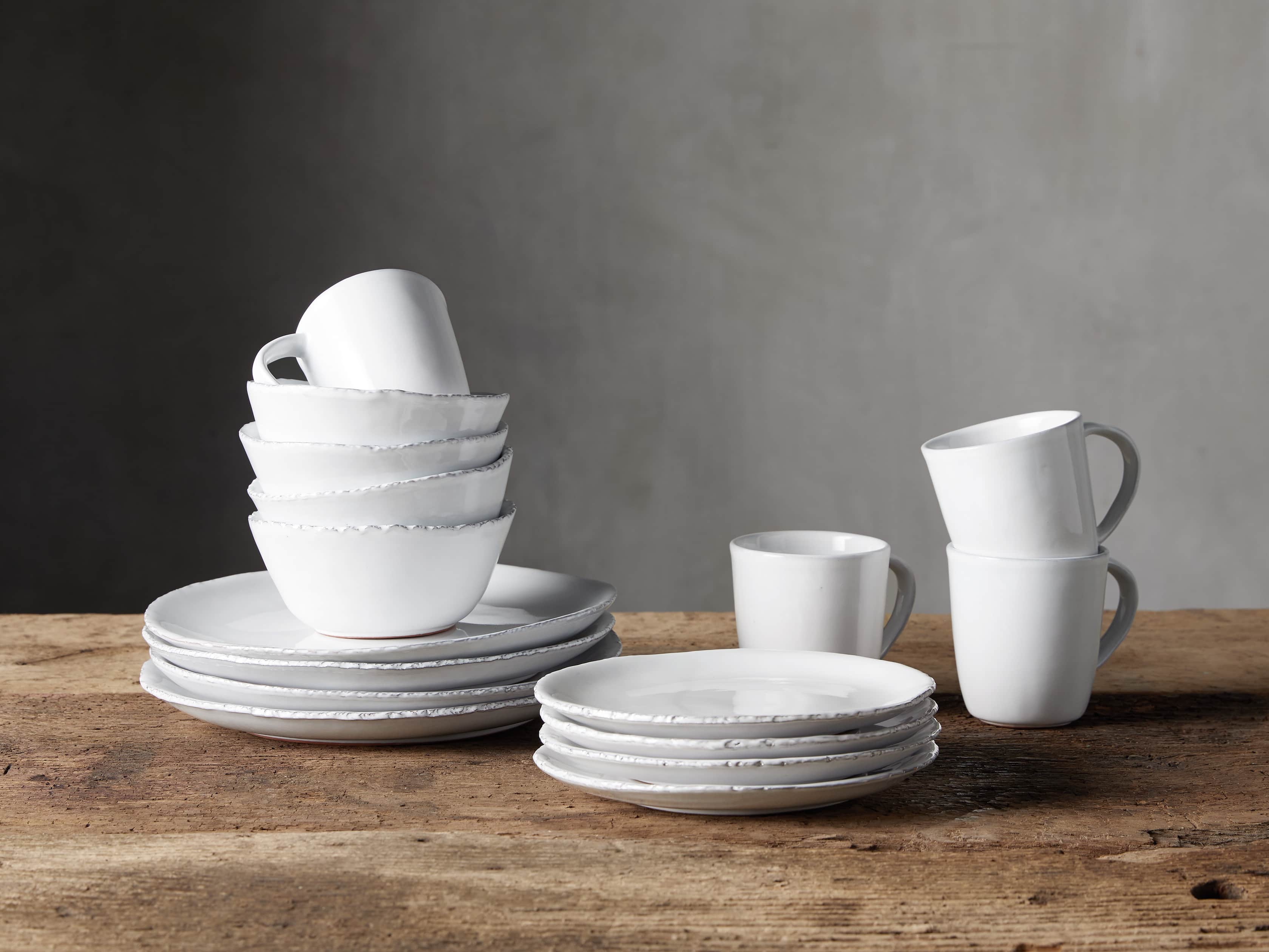 Albion Dinnerware (Set of 16)