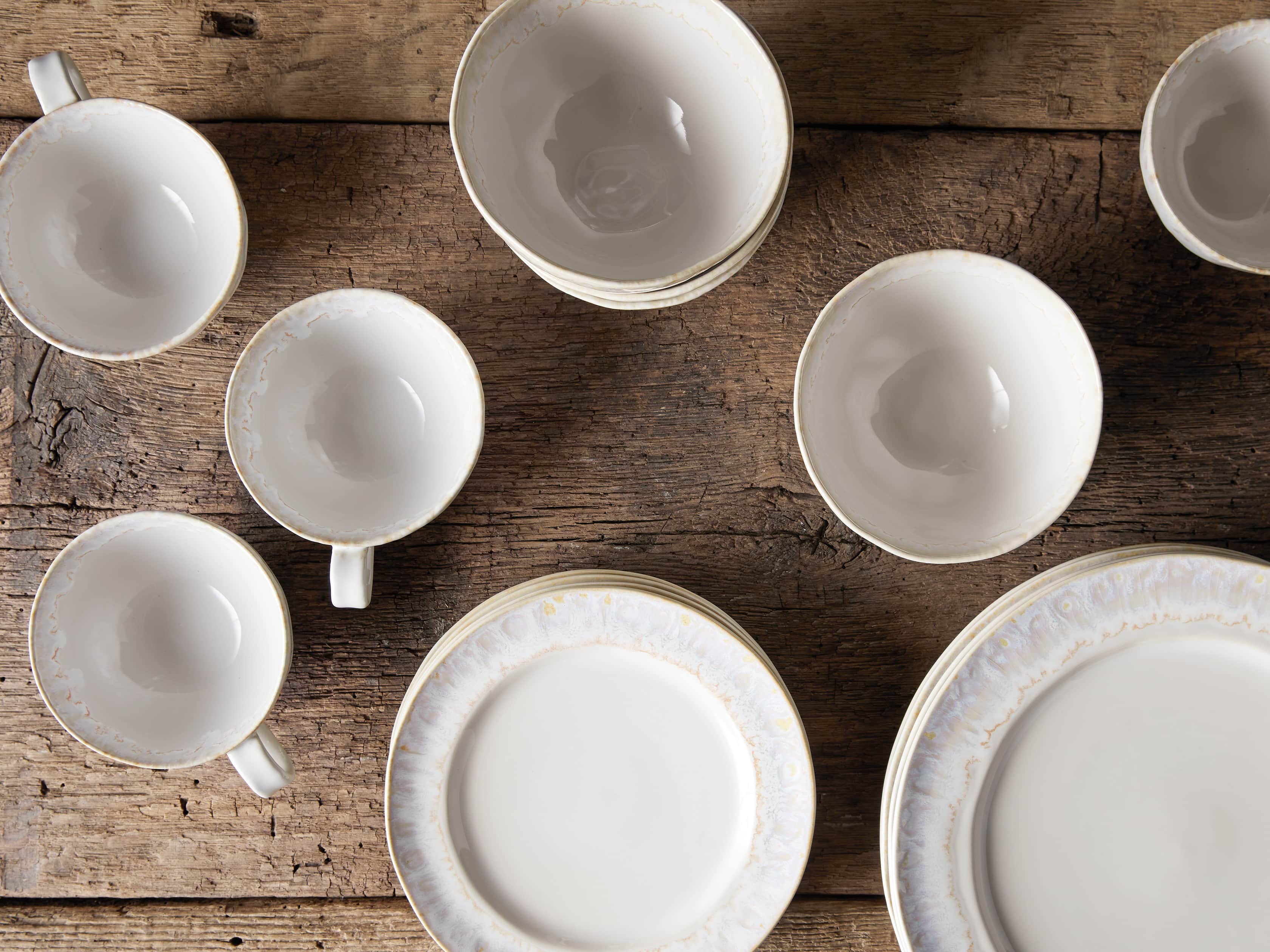 Bela Dinnerware (Set of 16) Arhaus