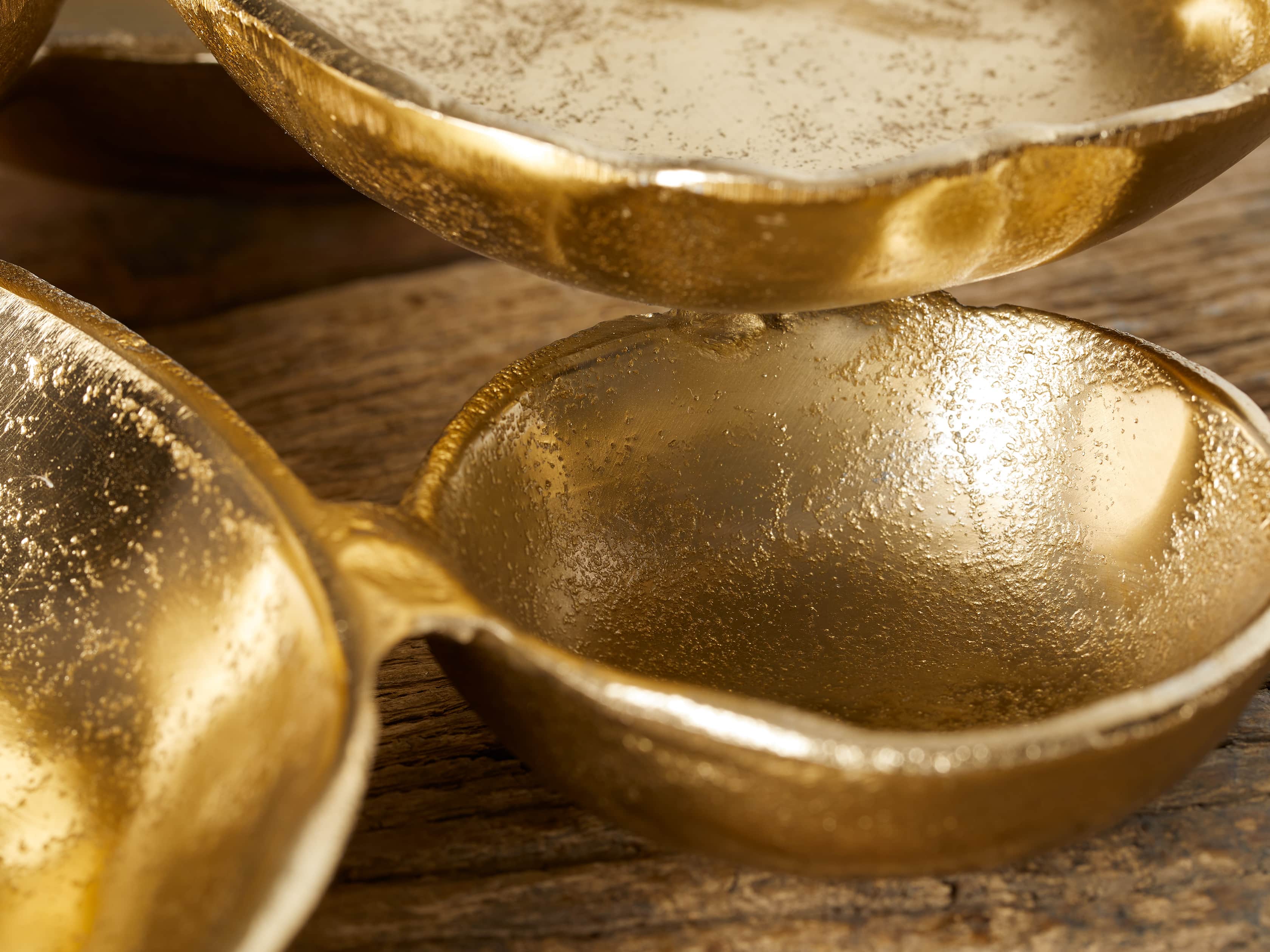 Klasa Small Dark Gold Platter, slide 2 of 4