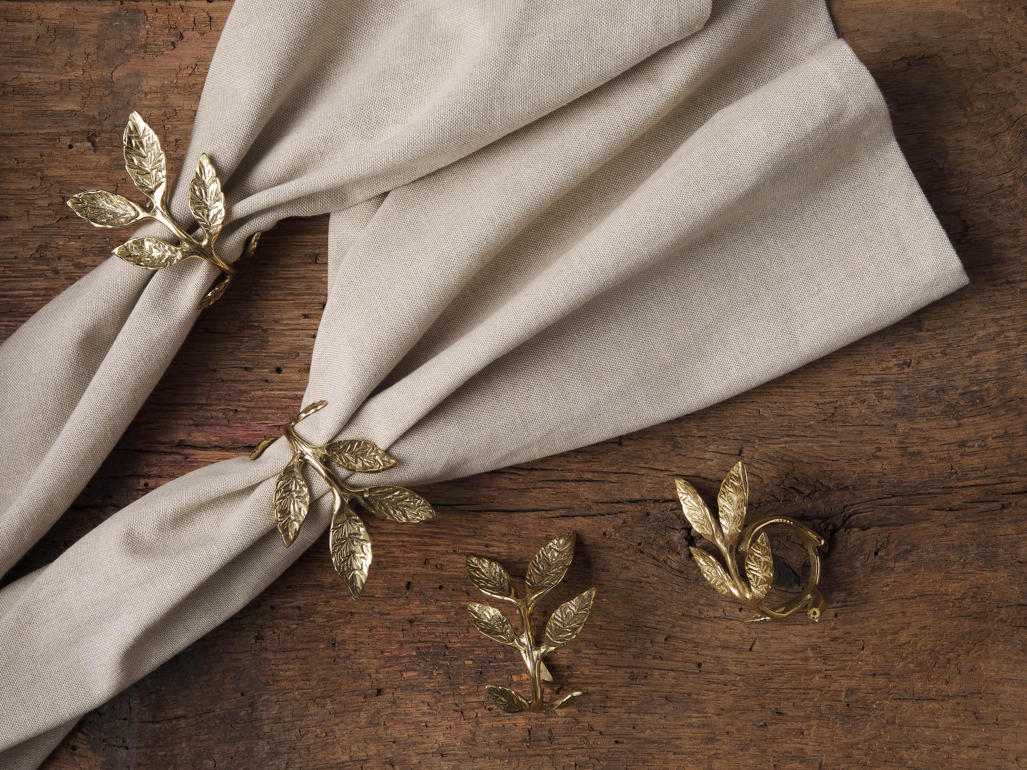 Set of 4 Leaf Napkin Rings, slide 1 of 2