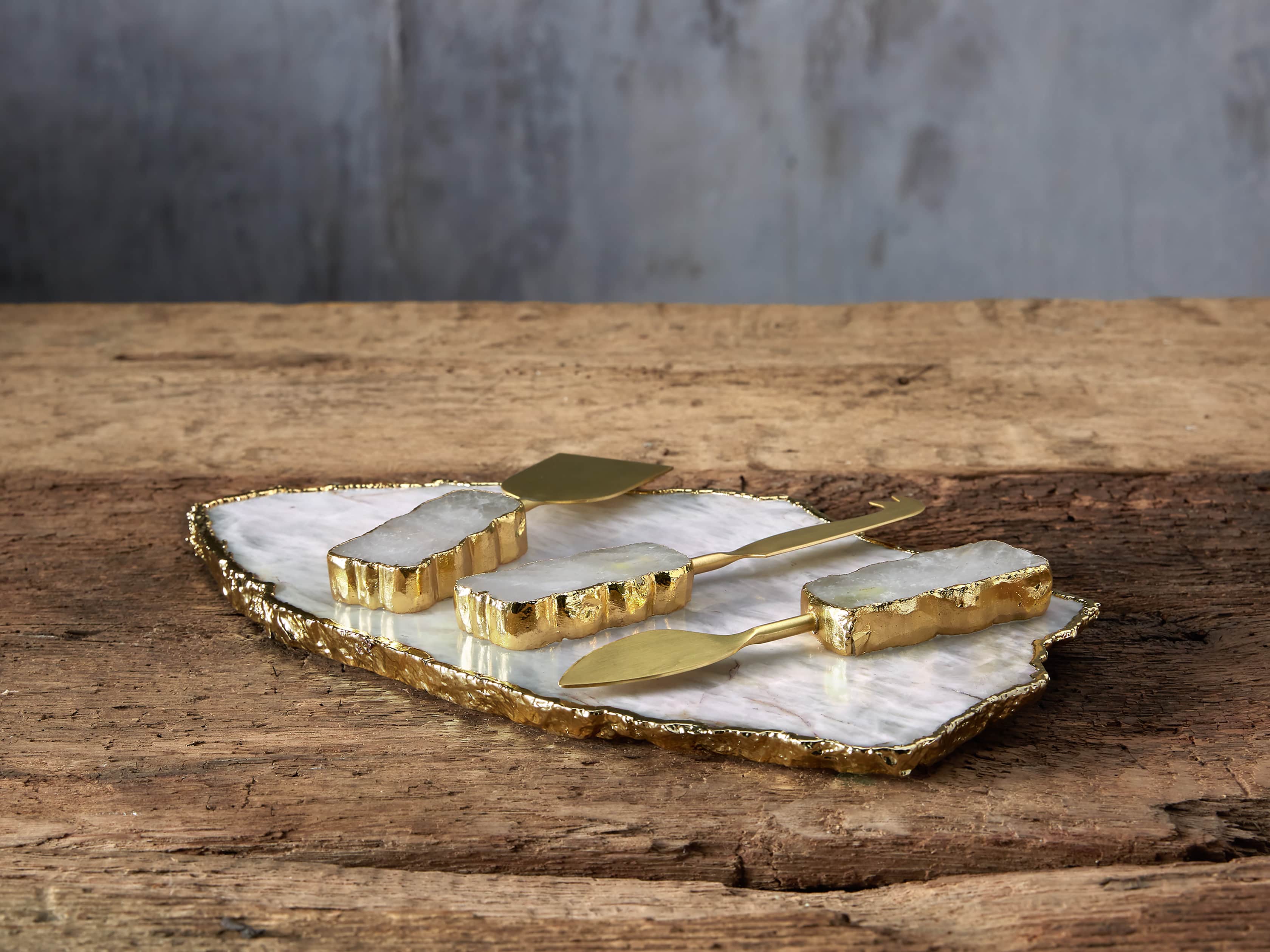 White Quartz Cheese Board, slide 5 of 9