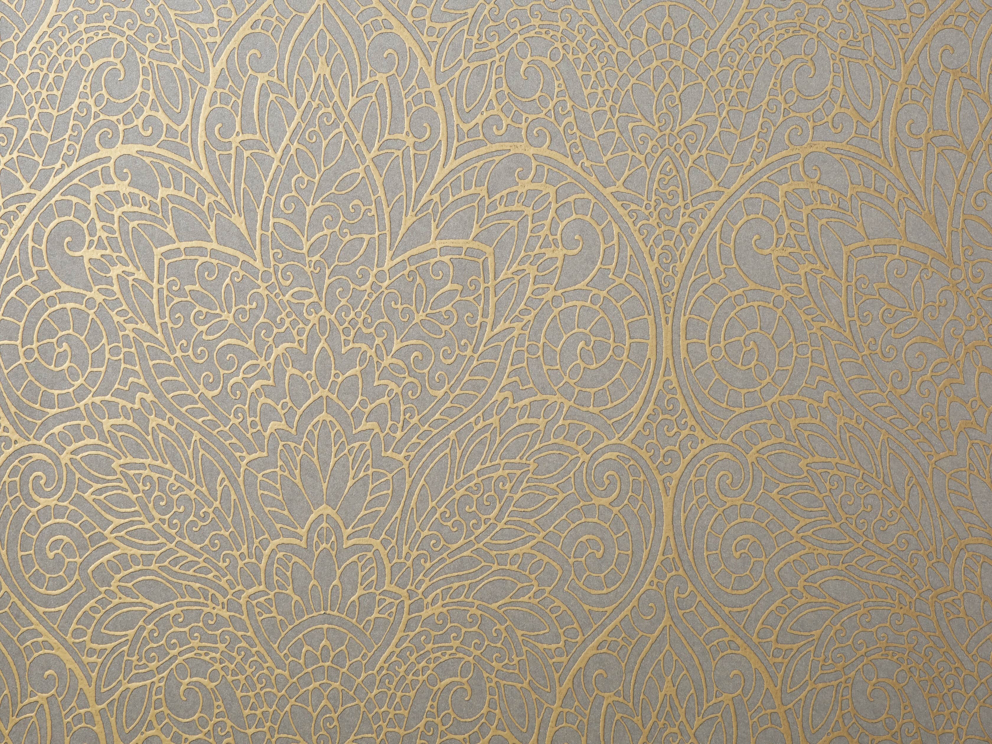 Victorian Romance Wallpaper in Grey, slide 3 of 3