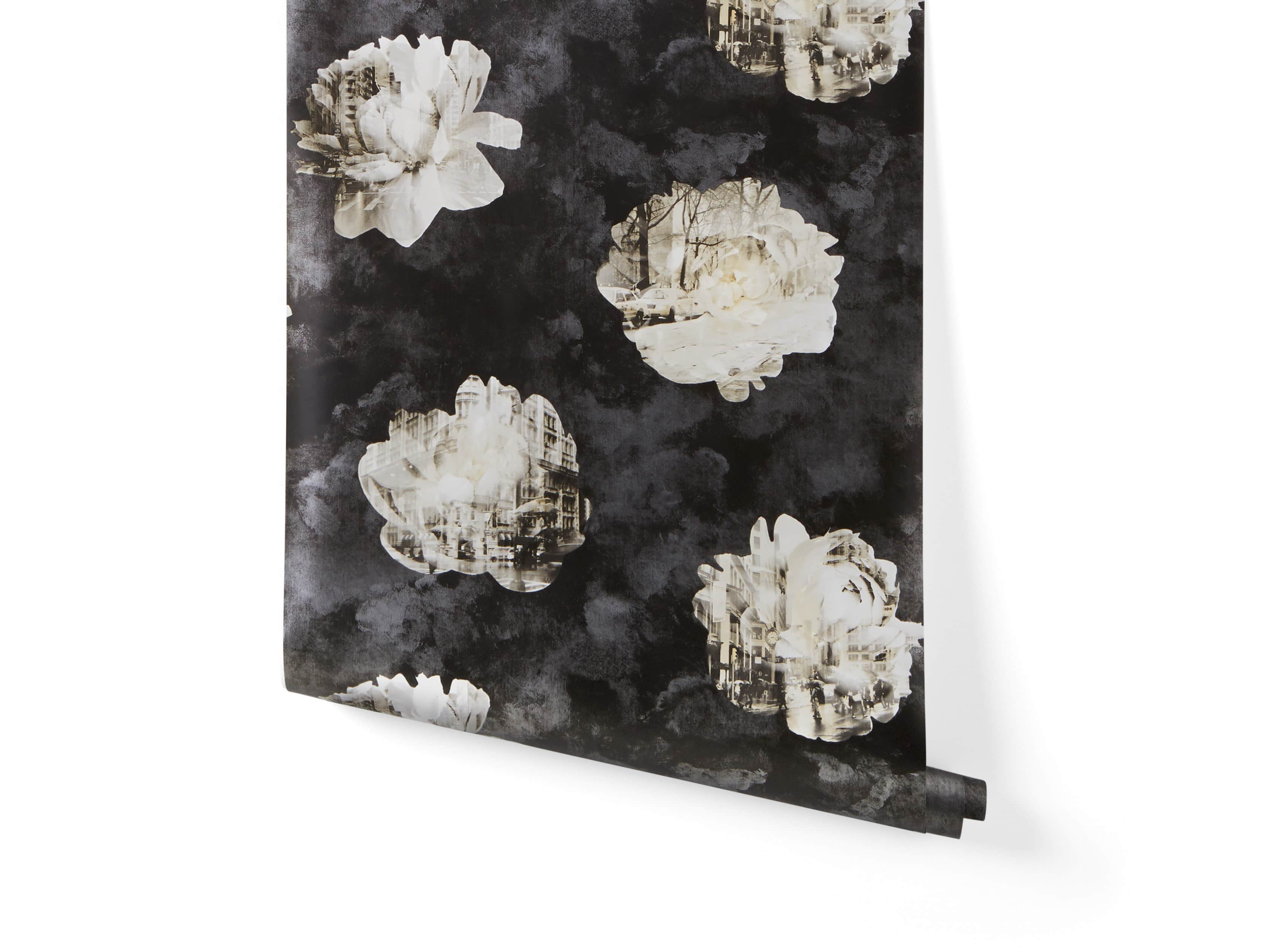 Metropolitan Bloom Wallpaper in Black, slide 2 of 3