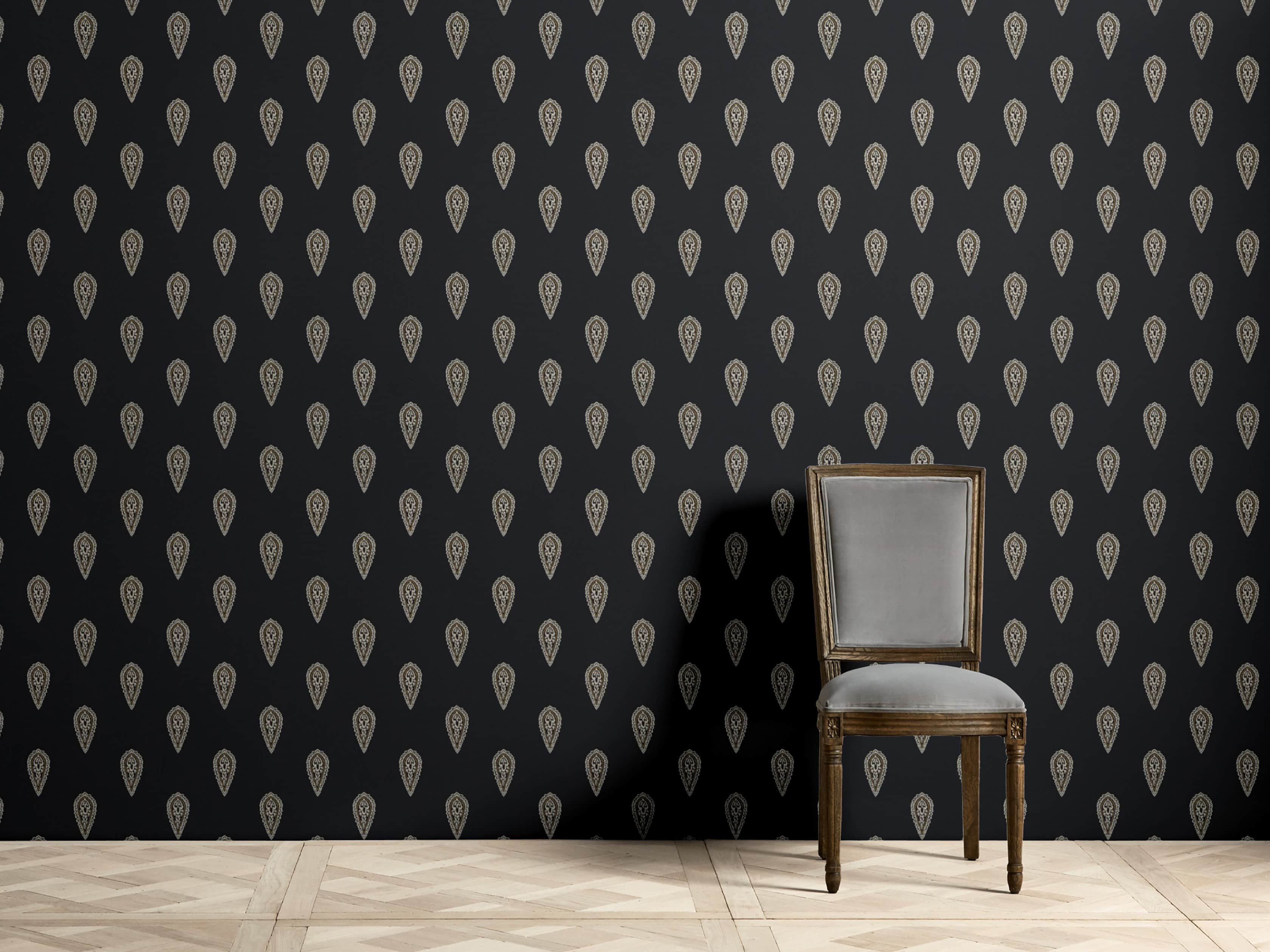 Golden Buta Wallpaper in Black, slide 1 of 4
