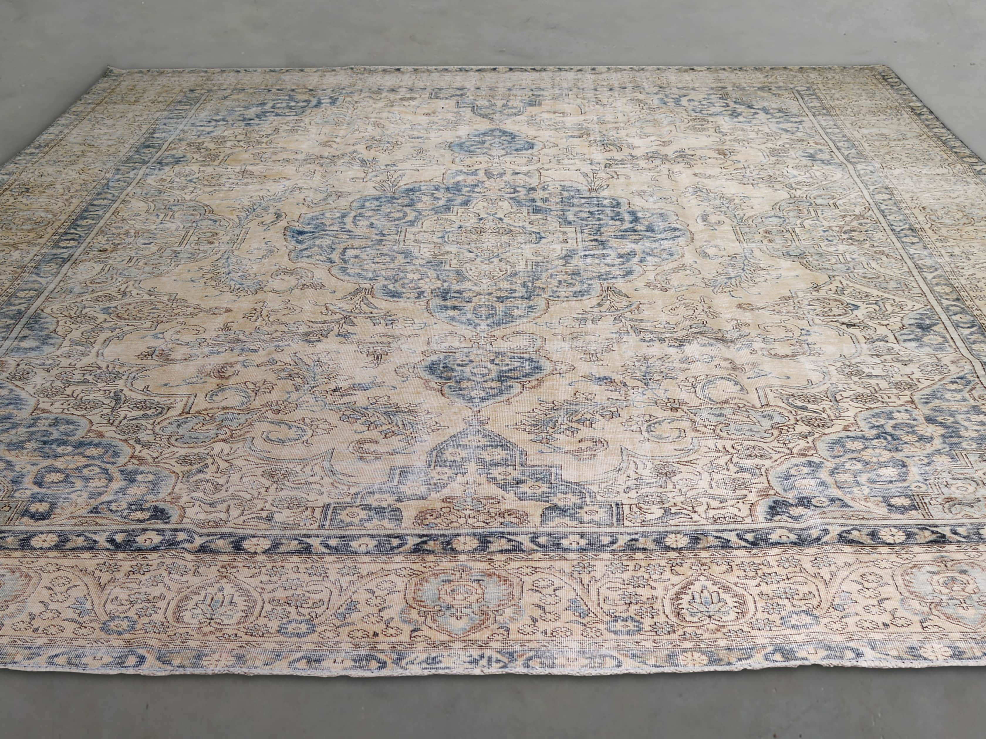 One of a Kind 9'10" x 13'7" Vintage Persian Rug