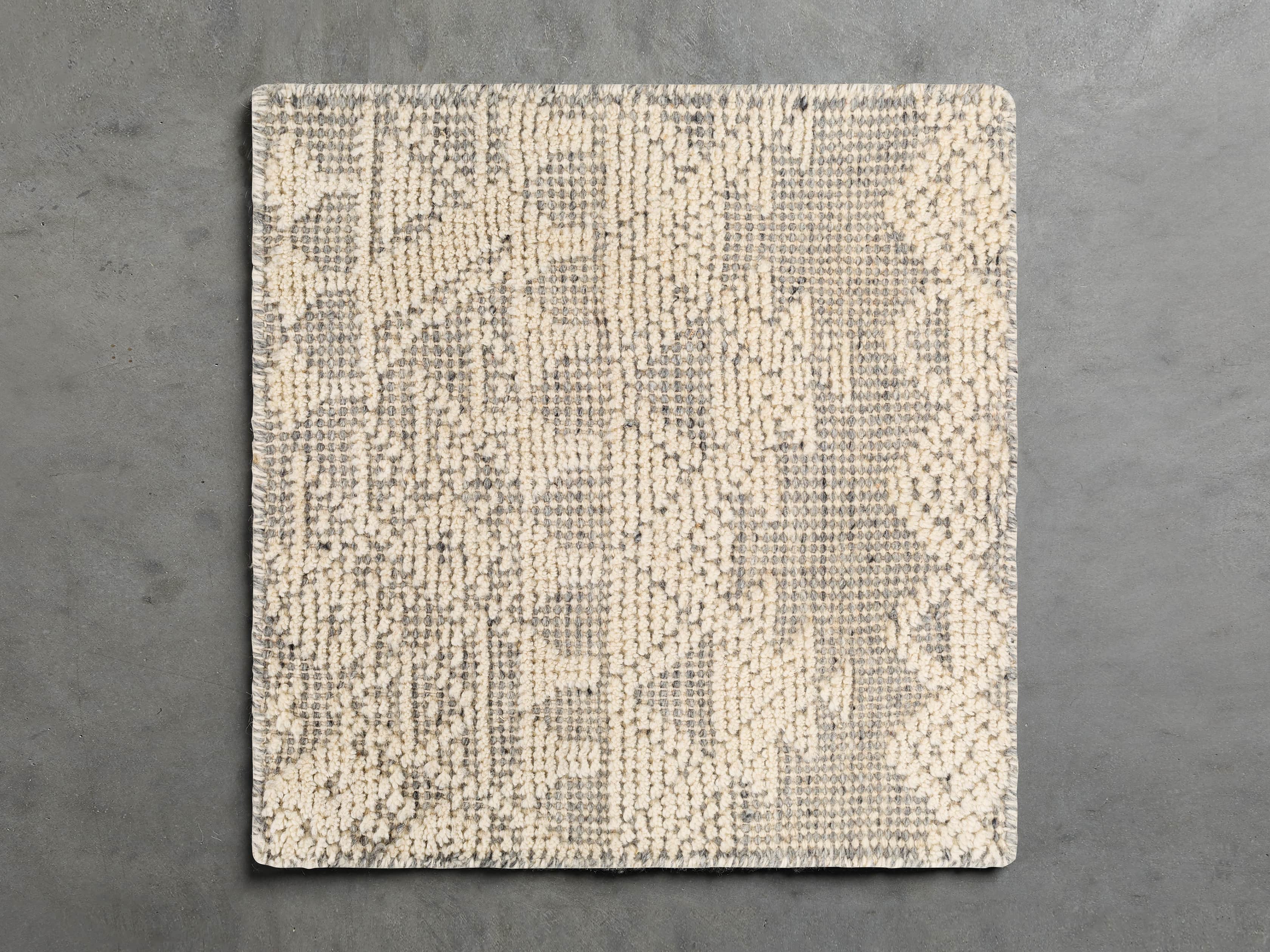 18X18 BOWEN GREY RUG SWATCH, slide 1 of 1