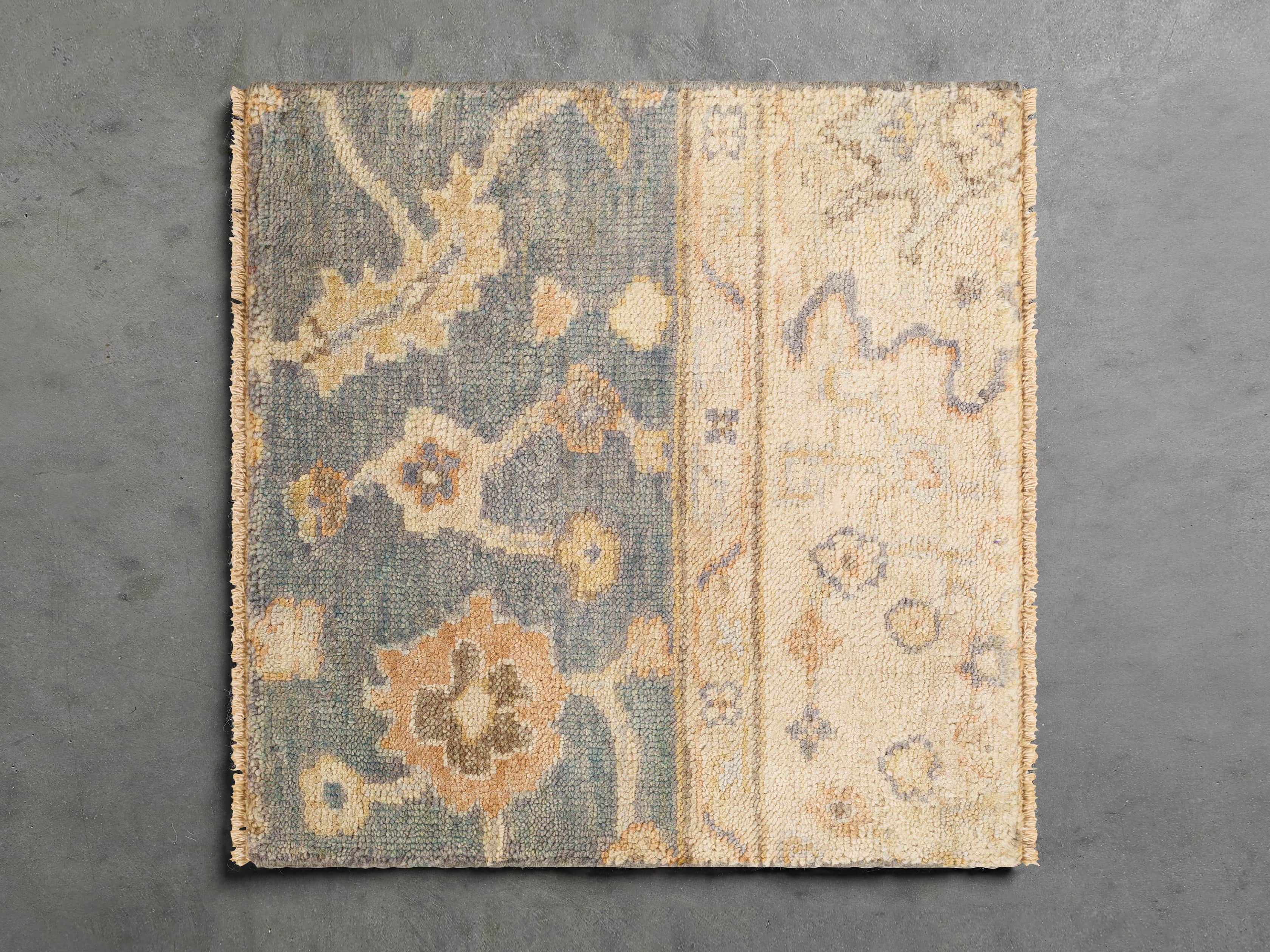 18X18 ENYA LT GREY RUG SWATCH, slide 1 of 1