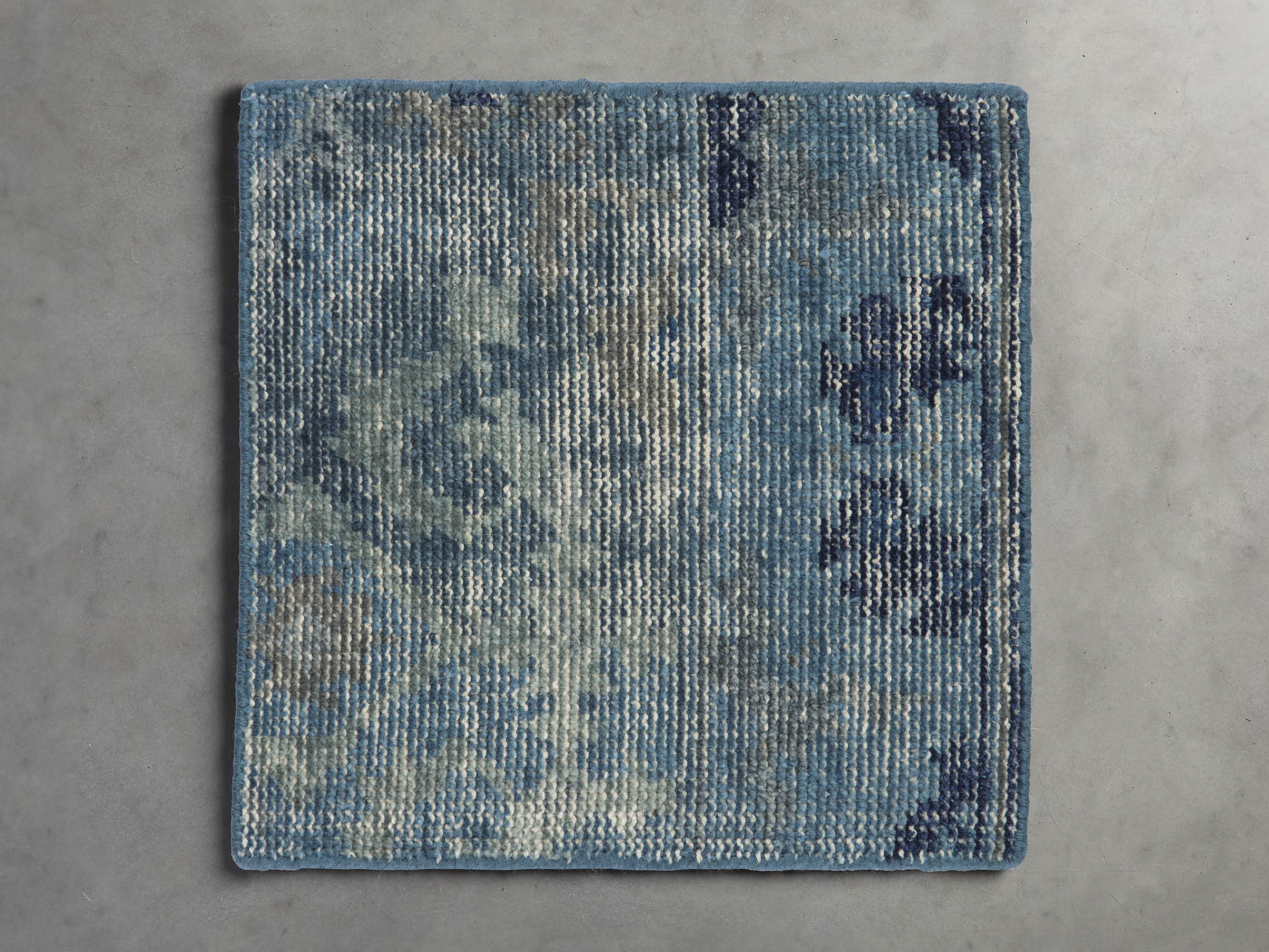 18X18 SAYBROOK BLUE RUG SWATCH, slide 1 of 1