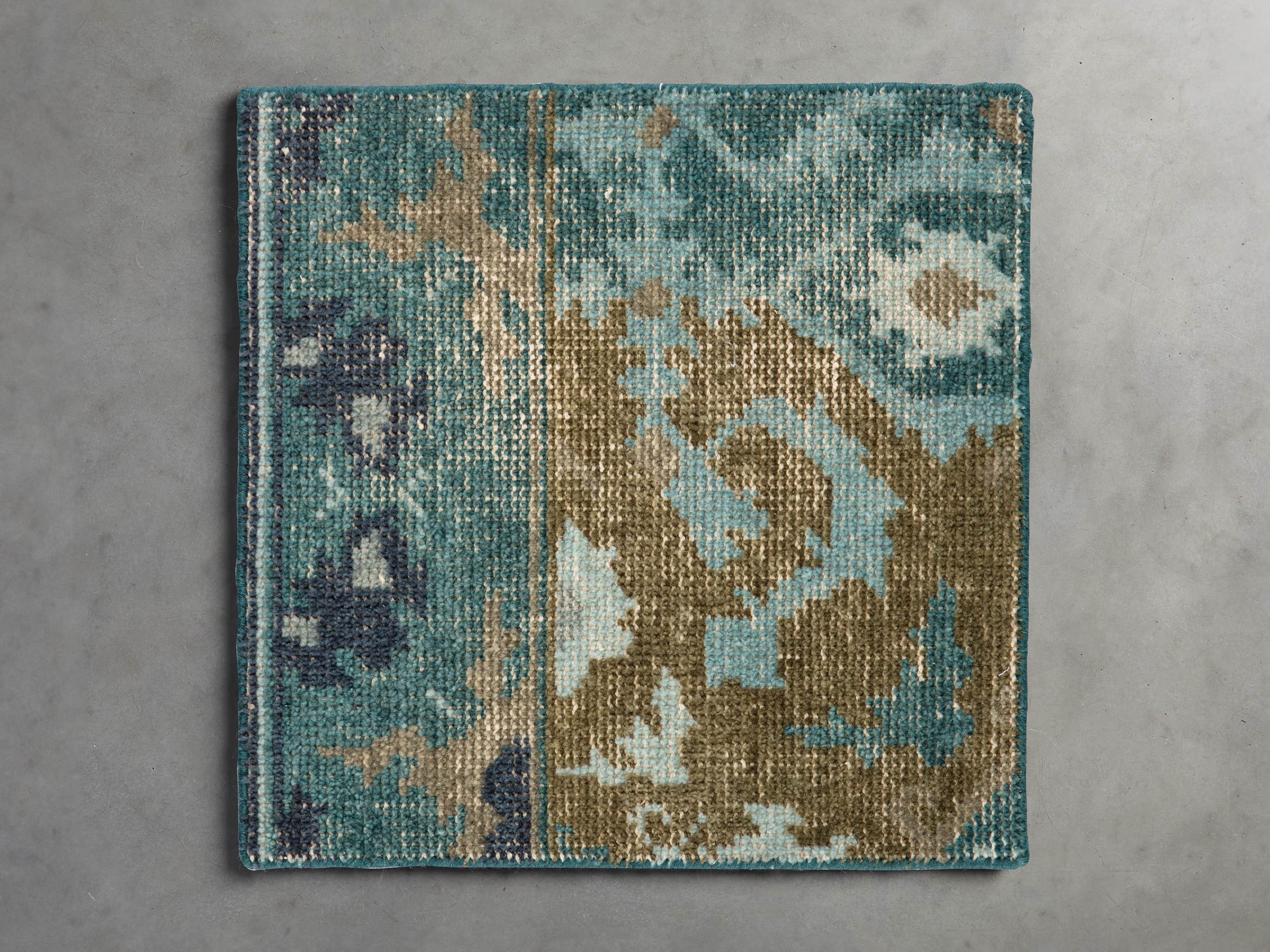 18X18 Saybrook Rug Swatch in Teal, slide 1 of 1