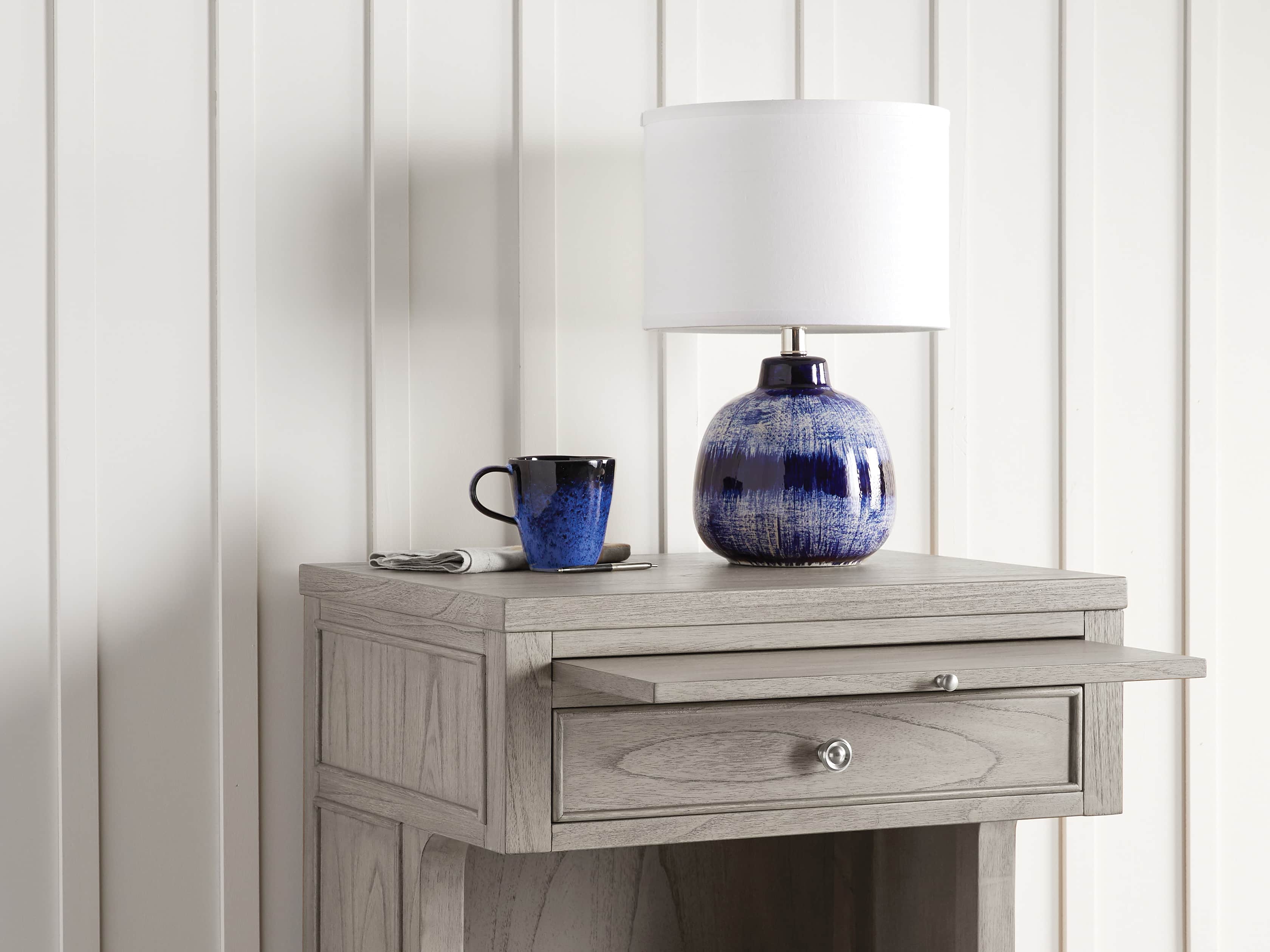 Luzia Accent Lamp, slide 3 of 4