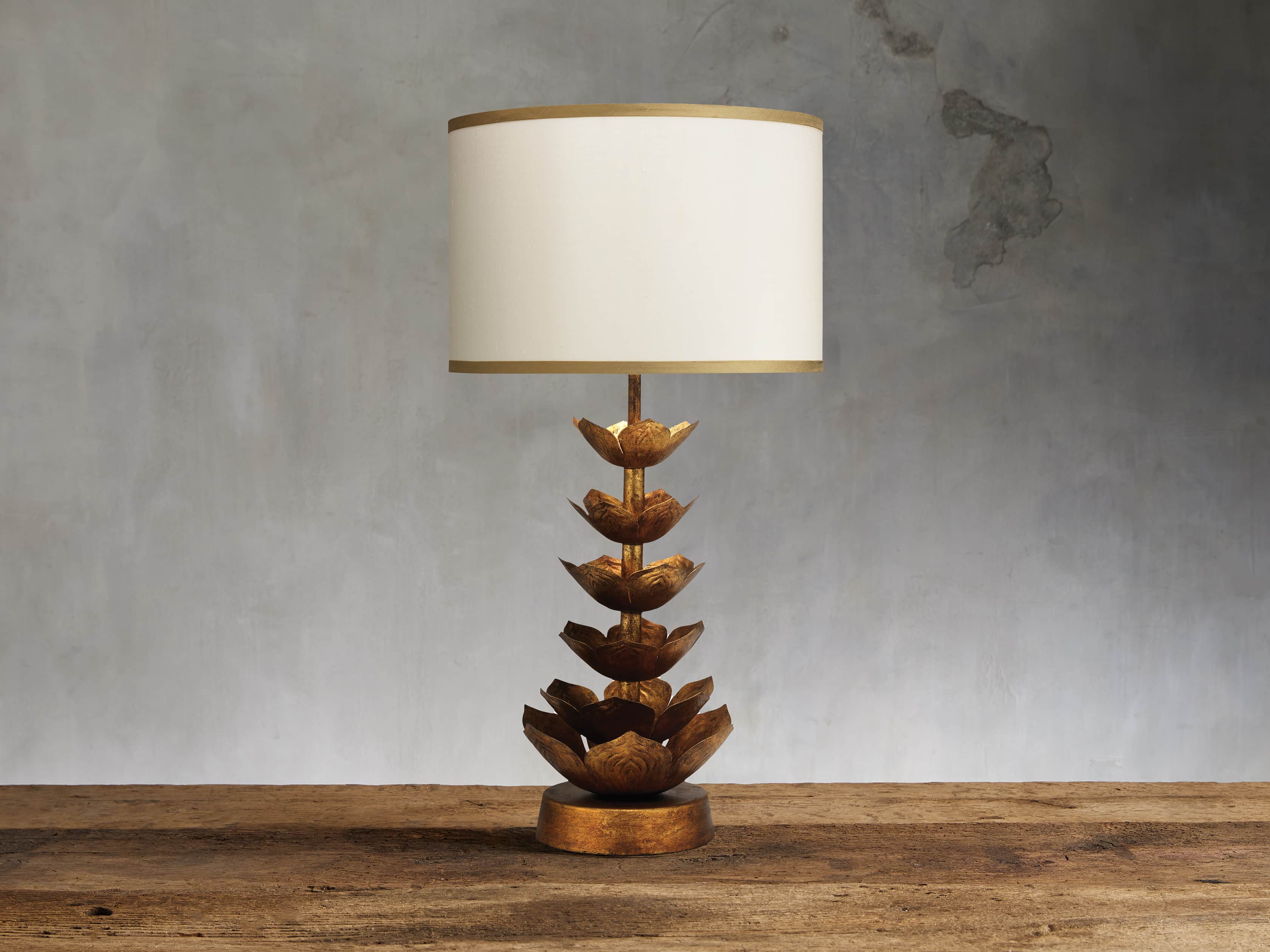 Neenah Table Lamp, slide 1 of 2