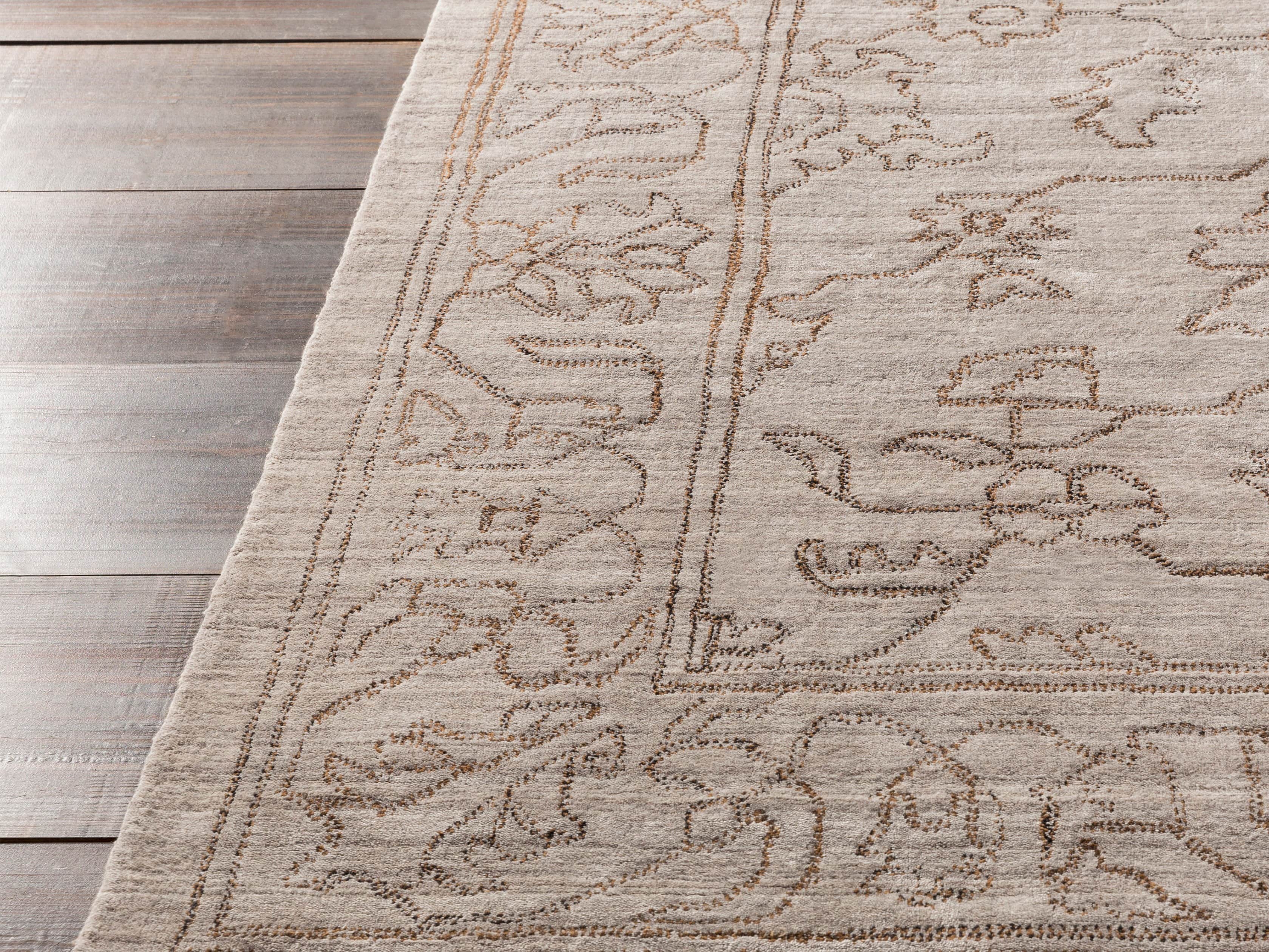 Jaden 4' X 6' Hand Loomed Rug in Light Grey
