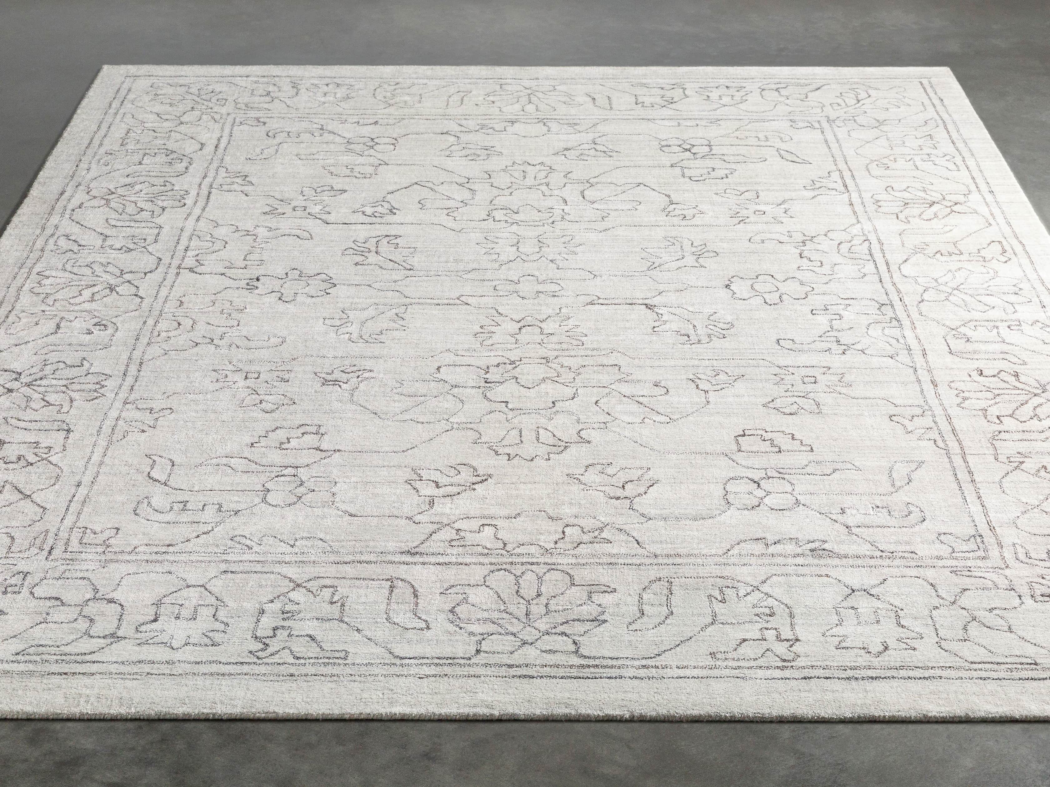 Jaden 4' X 6' Hand Loomed Rug in Silver