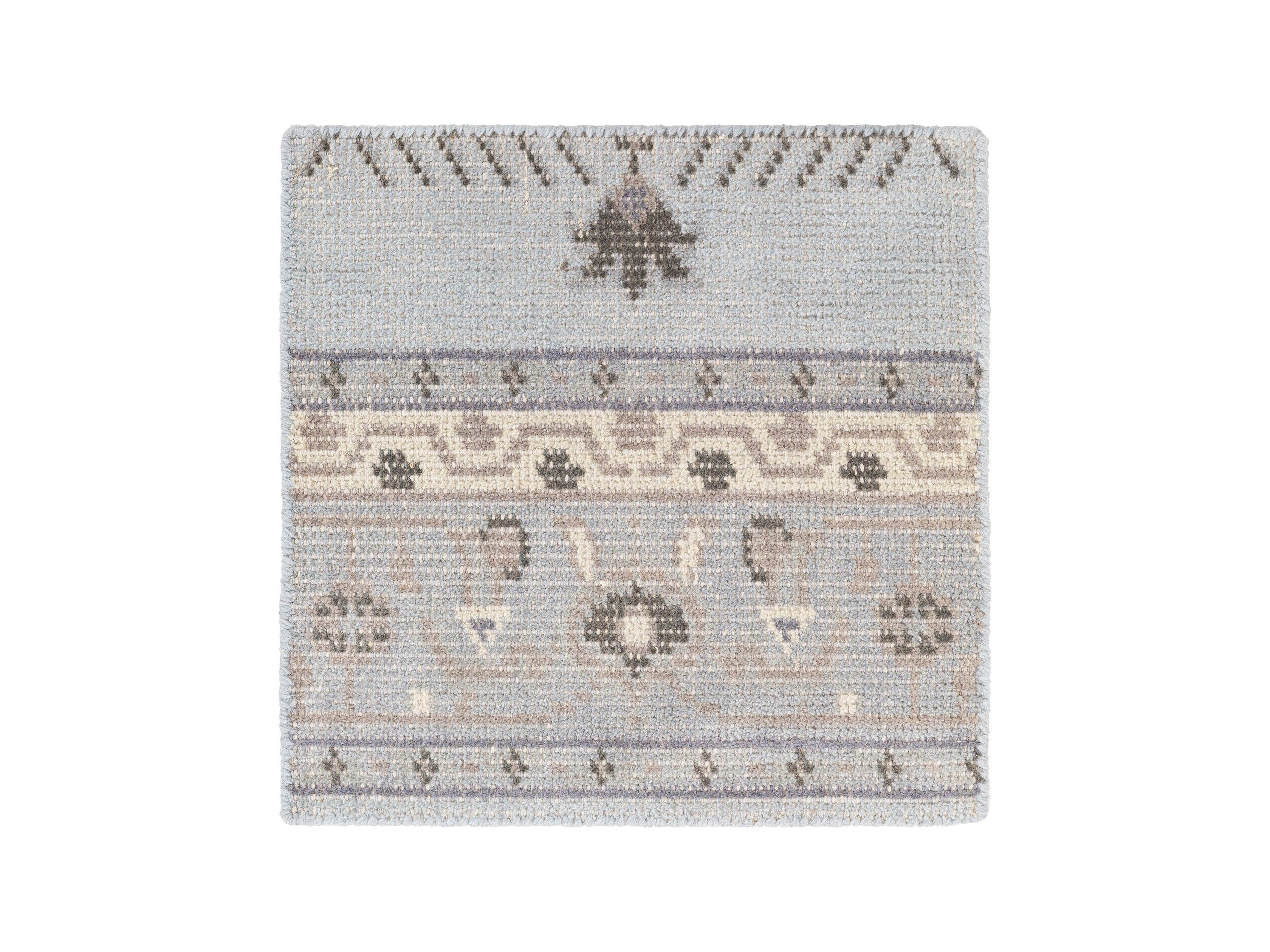 Jehan Hand Knotted Medallion 18" Rug Swatch In Slate
