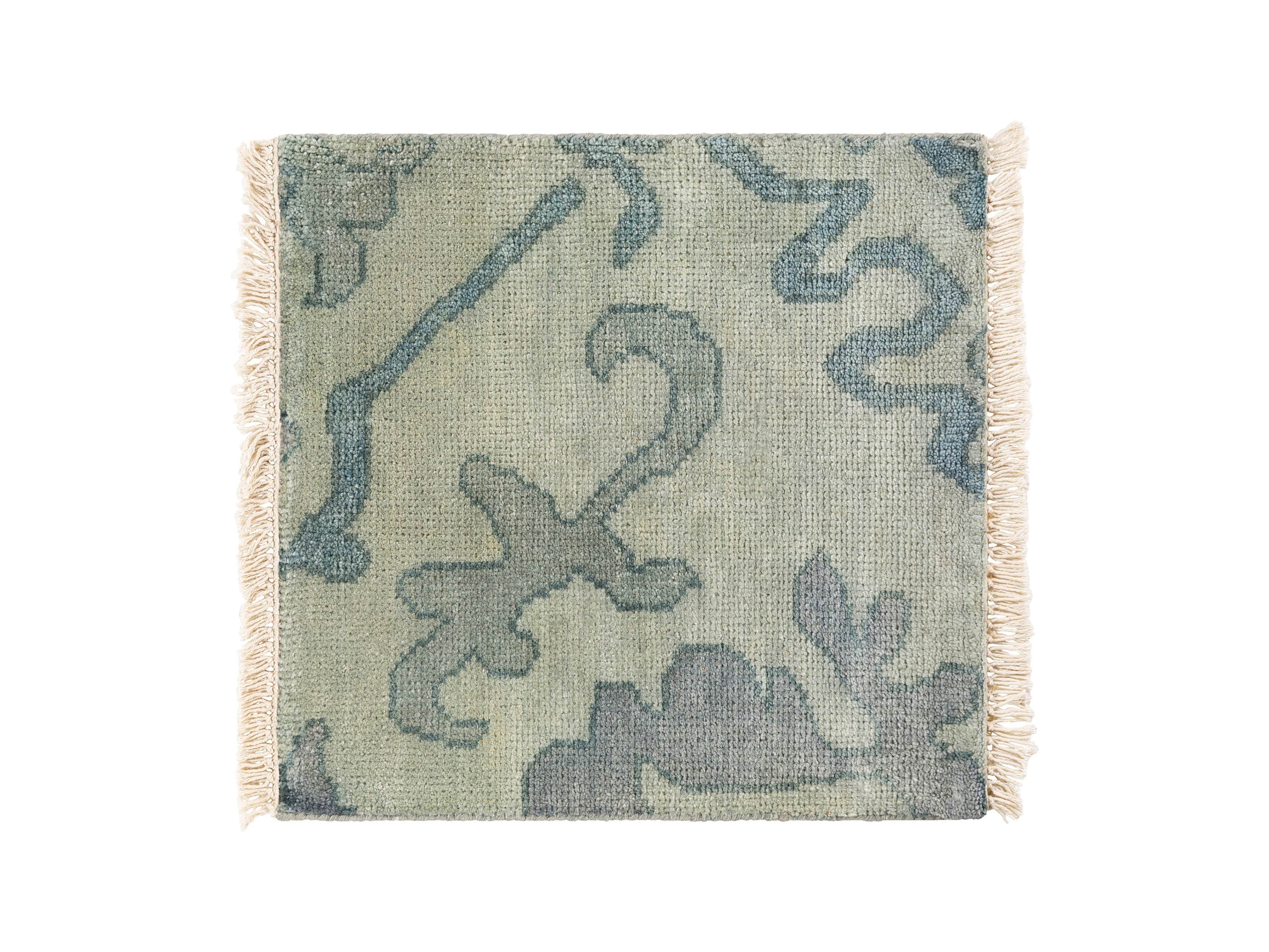 Kagiso Hand Knotted Medallion 18" Rug Swatch In Blue, slide 1 of 1