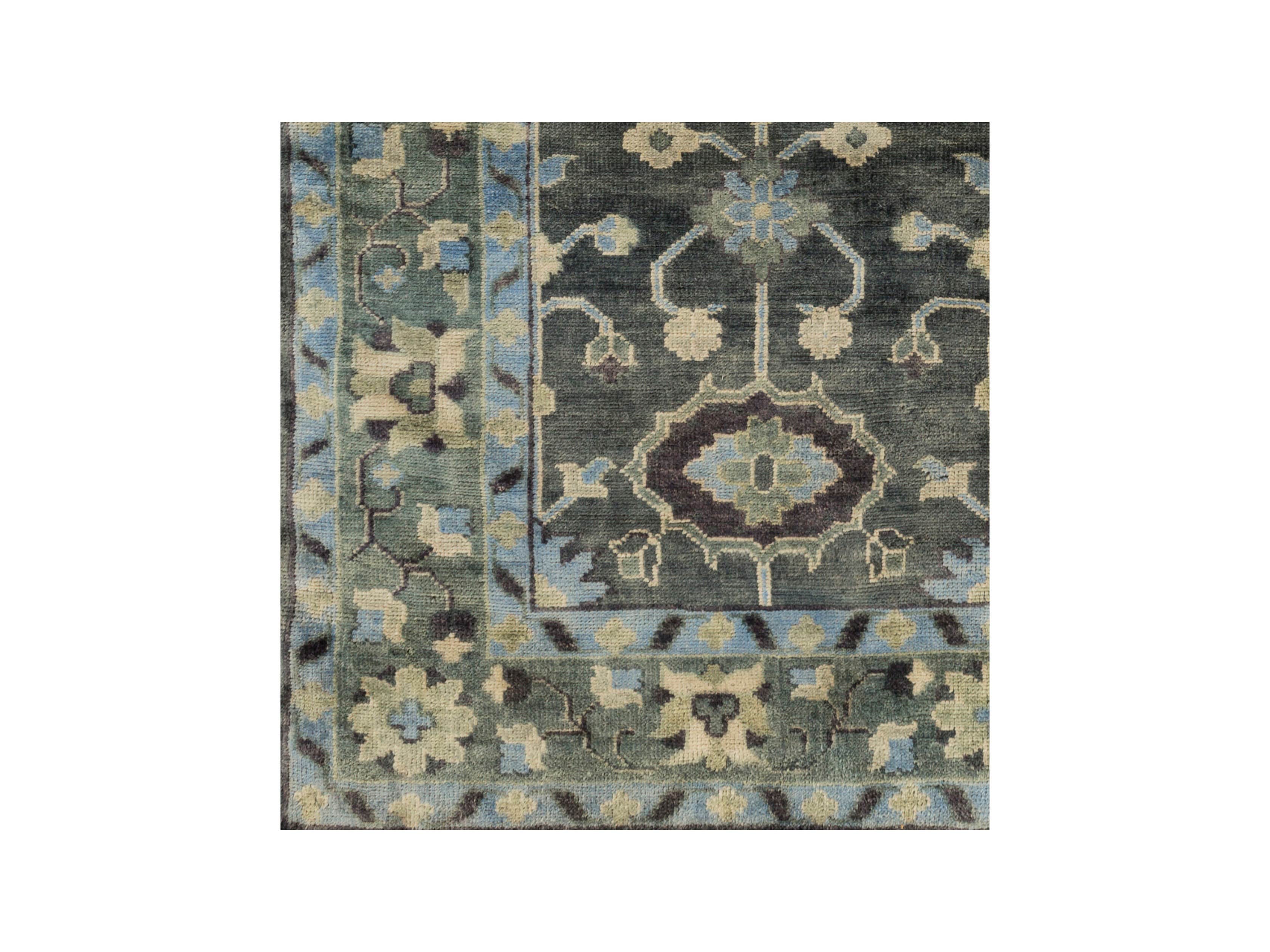 Leanna Hand Knotted 18" Rug Swatch