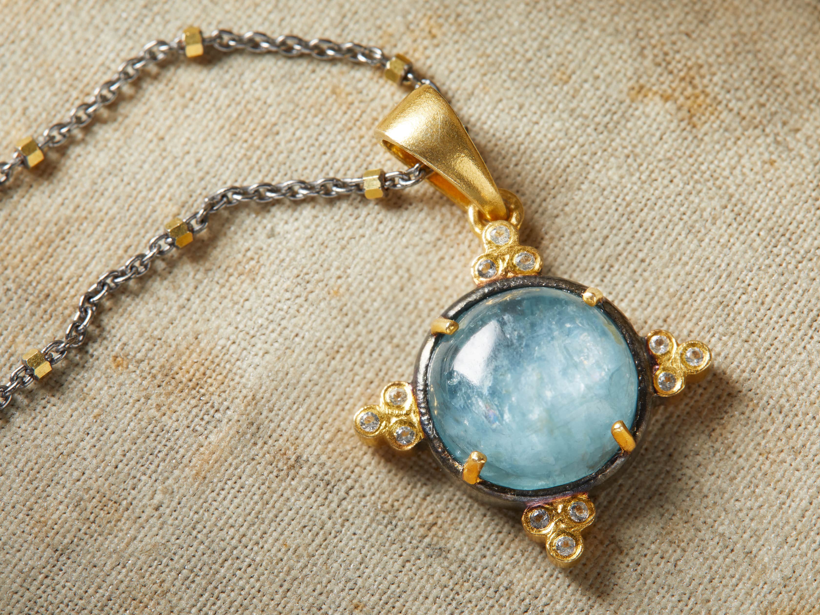 Sohla Necklace, slide 2 of 3