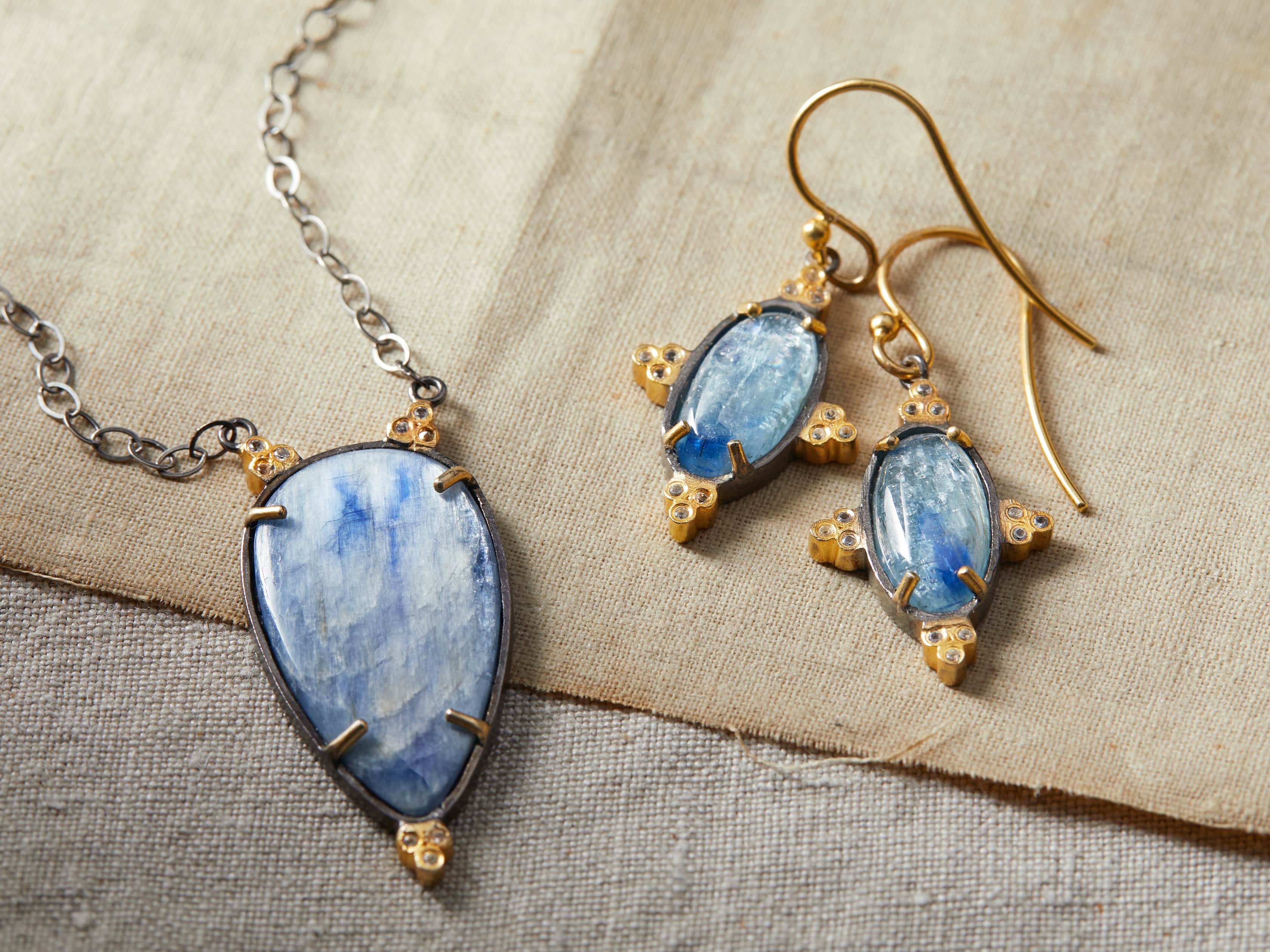 Azzura Necklace, slide 4 of 4