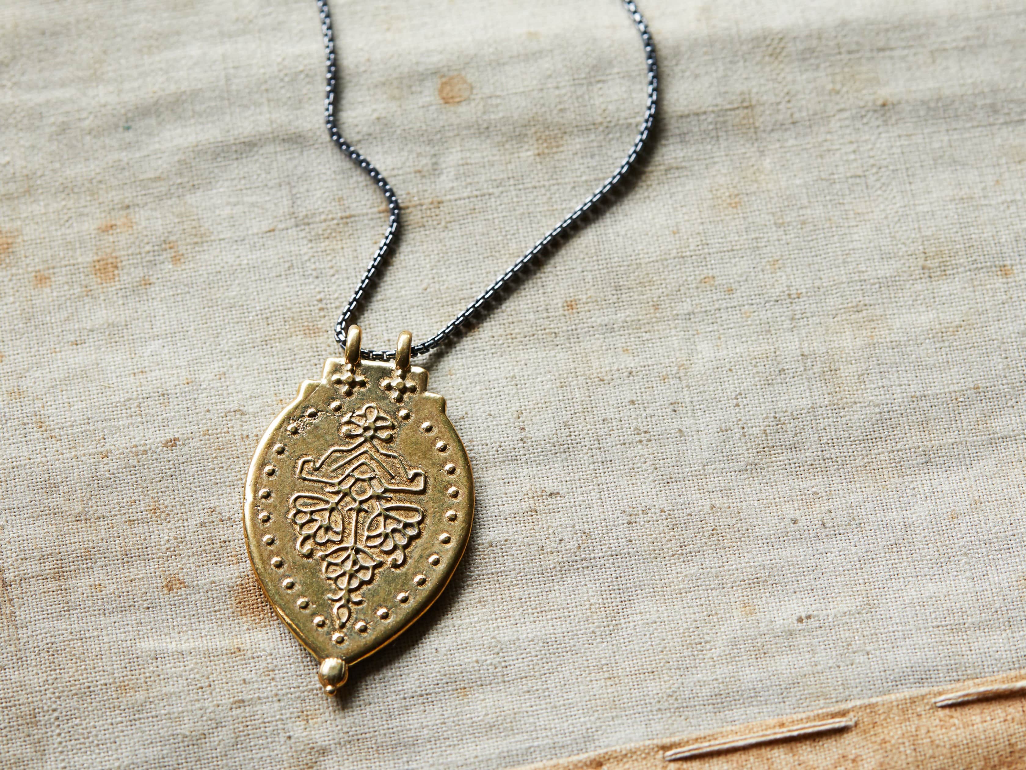 Ameya Necklace