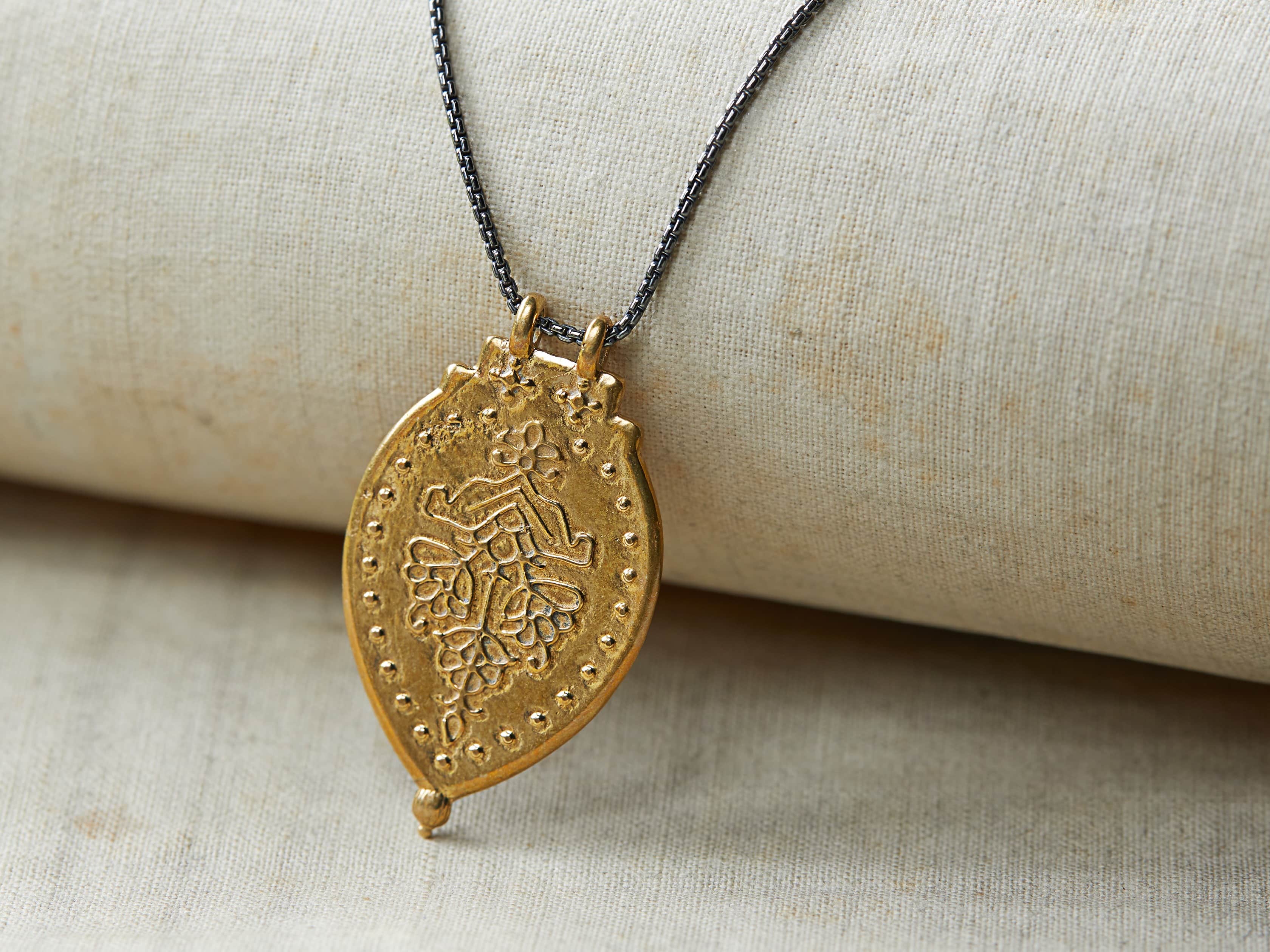 Ameya Necklace
